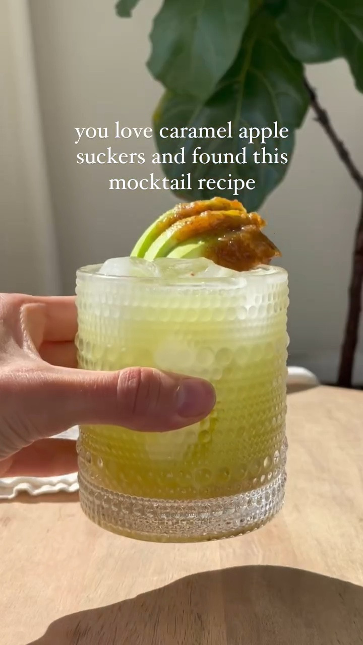 Caramel Apple Mocktail 🍏

This one was SO FUN to recreate! Just a couple ingredients and you have a sour and sweet mocktail inspired by the classic caramel apple sucker.

I made some homemade date caramel instead of store bought! Just grab some dates, soak them in hot water and then add to a food processor with some of that date water. The green apple juice I made with my juicer! You can also use a blender and strain!

Ingredients 
• 1 Tbs date “caramel”
• 4 oz green apple juice
• 1 oz lemon juice
• club soda

#mocktailgirlie #halloween #recipe #fall #apple #fallmocktail #halloweenmocktail