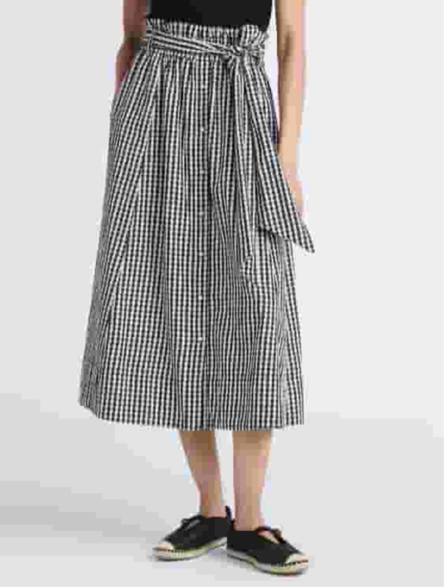 Found the cutest SUMMER SKIRT ☀️ 👗 
GINGHAM PAPERBAG WAIST 

https://rstyle.me/+o7igHOp2F0cFgn-etC9Rtw 

#skirt #ootd #outfit 

#LTKSeasonal #LTKstyletip #LTKover40