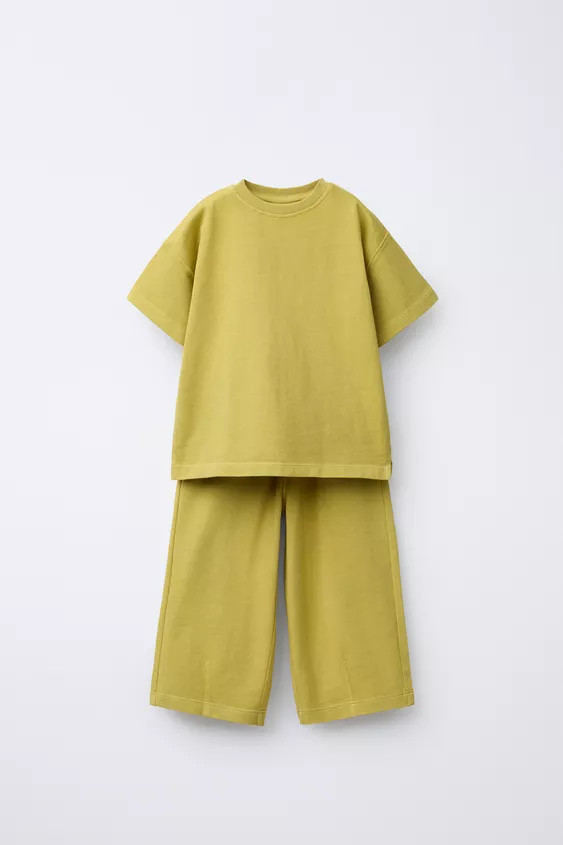 SOLID WIDE LEG PANTS AND T-SHIRT SET | Zara US
