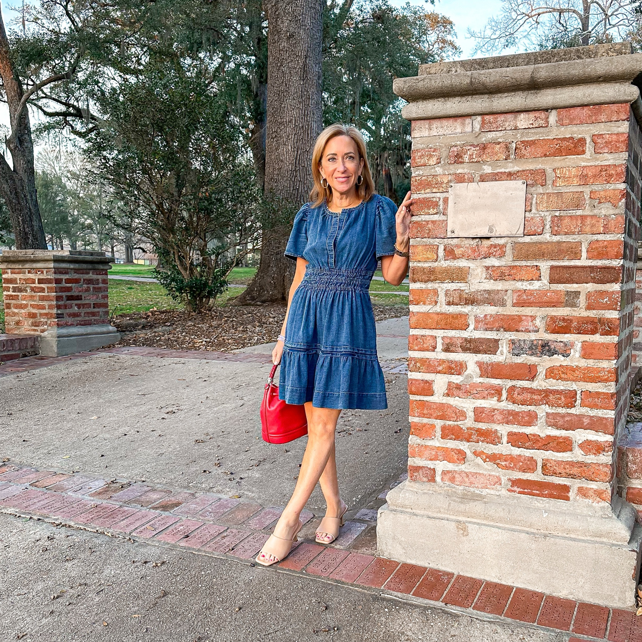 It’s back!!! Our favorite lightweight denim dress is now restocked!! It’s available in regular, petite & plus sizes. 

For size reference, I’m wearing a petite XXS & I’m 5’0.



#LTKOver40 #LTKStyleTip