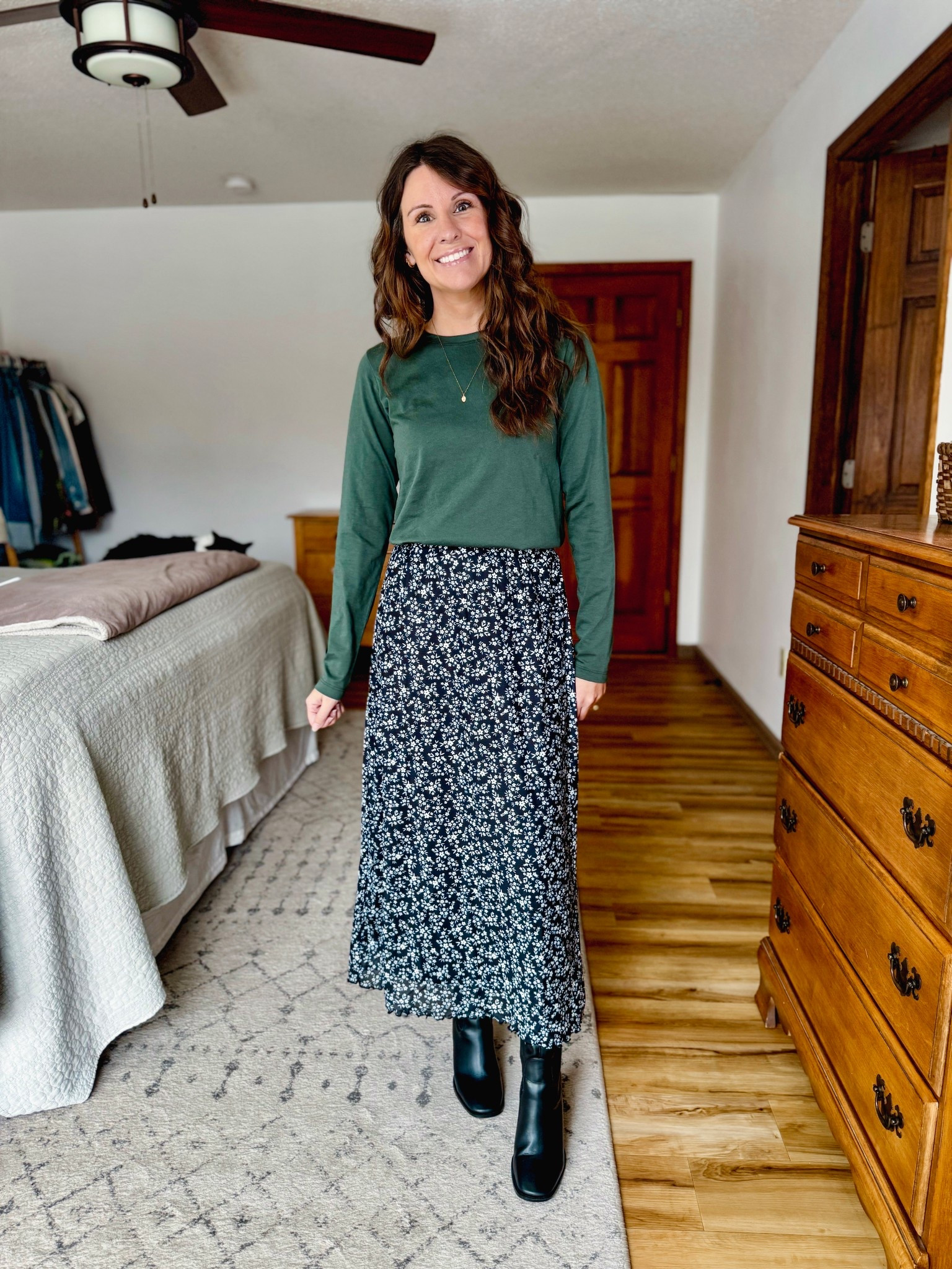 My top can’t be linked so i linked similar. Small in my skirt (also linked the version with the slit) and 6.5 in my boots. 



#LTKgrwm #LTKSeasonal #LTKootd