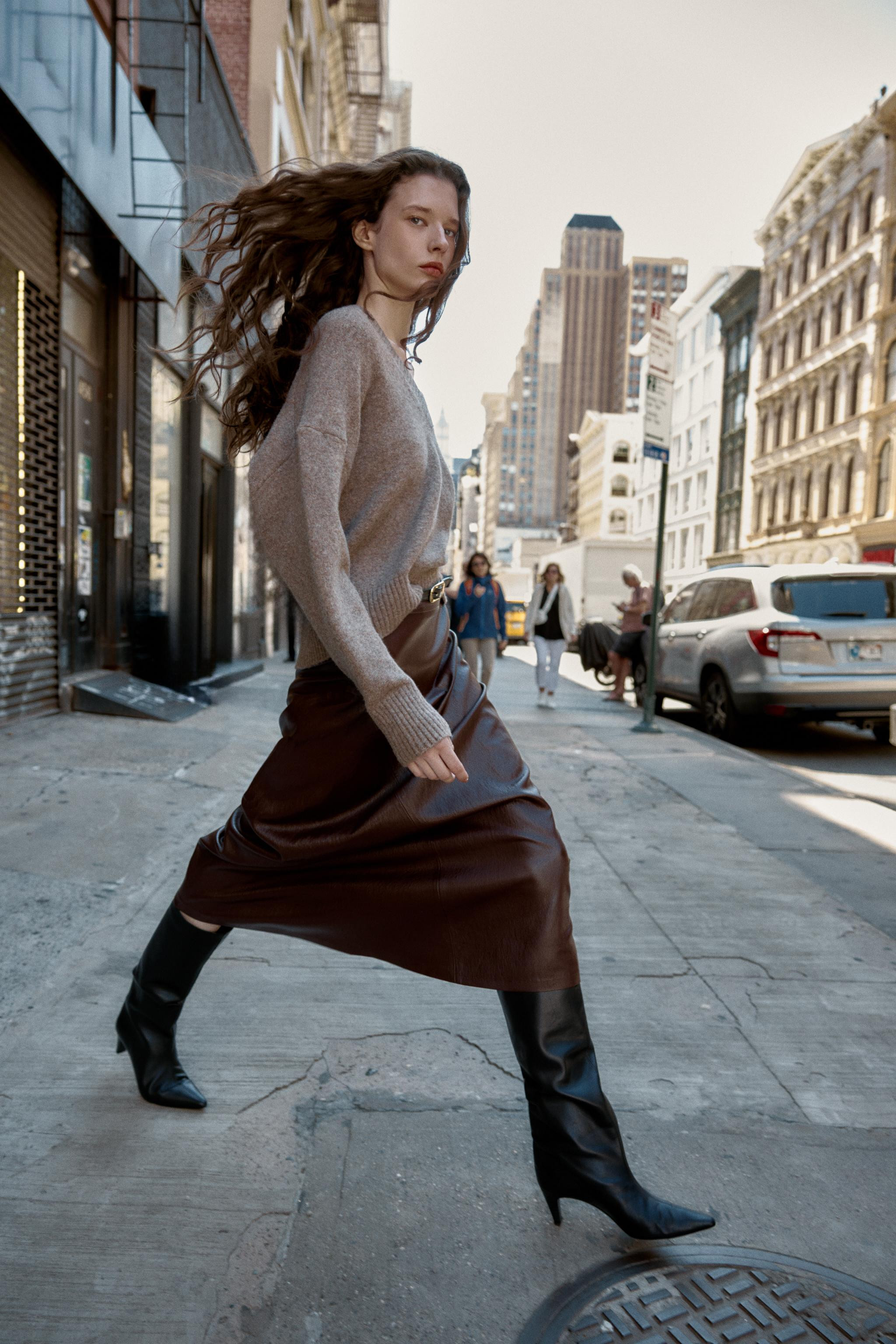 LEATHER KITTEN HEEL BOOTS | Zara UK