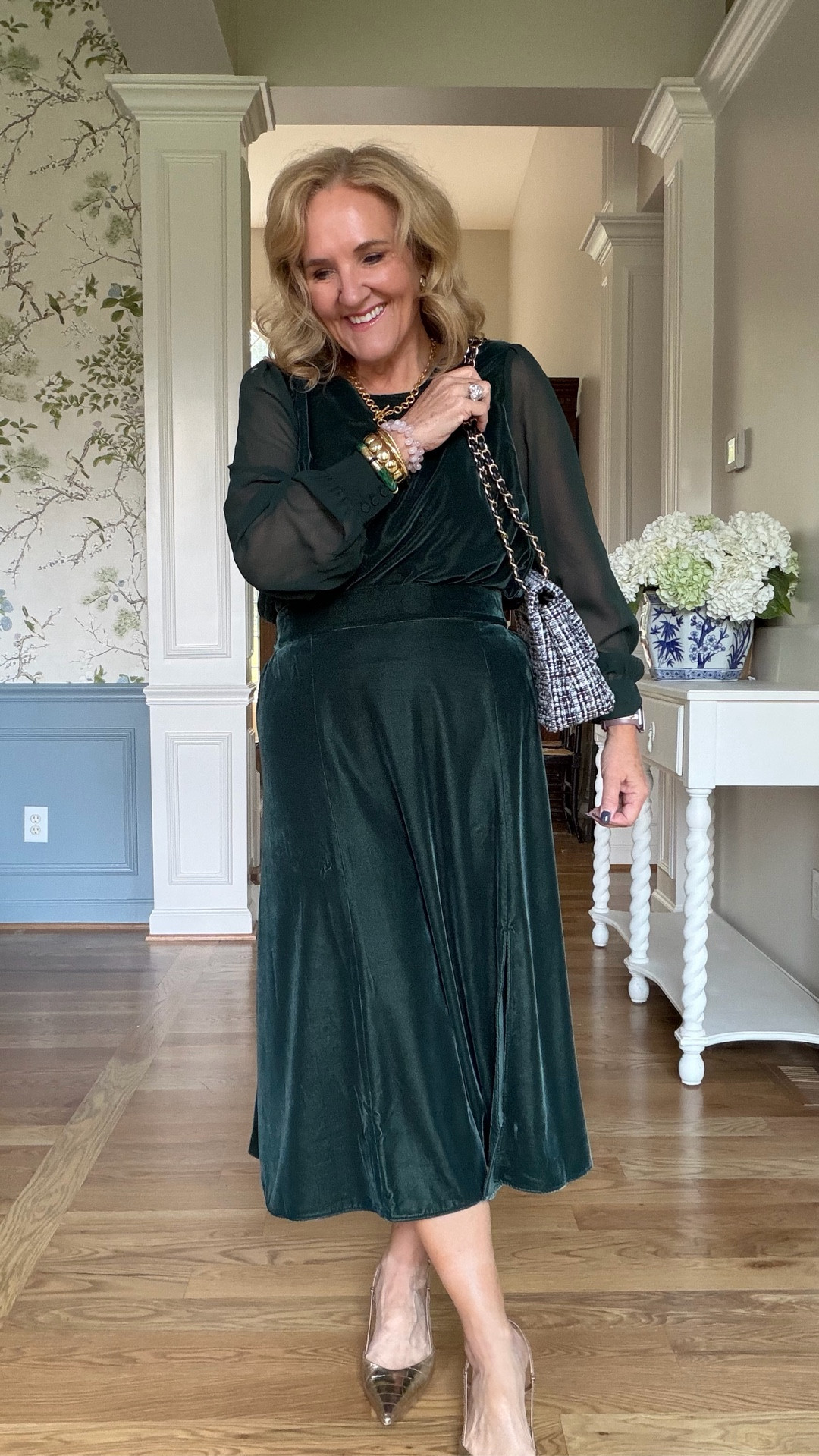 JCREW factory holiday haul! Place your order now to get your size especially if you’re buying matching pieces. These sizes will go.
Velvet blazer size 10, regular
Velvet pants size 8 petite. The slim straight pants I would recommend sizing up if you’re in between.
Argyle sweater size medium
Velvet top size
Velvet skirt size
Embellished jeans, size 29 petite I would size up if you’re in between
Tweed blazer this is a 12 regular from last year, but I like to relaxed Fit
Chambre blouse I’m in a medium petite size up if buying a petite
Blue velvet pants size 29 petite and they are roomy
Red sweater size up to a large and I like the relaxed fit
Plaid blouse size medium regular
Halfway corduroy’s size 28 petite
Tartan plaid trimmed Henley size medium
Talbots quilted red jacket size medium petite
Boots I always size up a half
20% off my jewelry code NANETTE20


#LTKOver40 #LTKHoliday #LTKSaleAlert