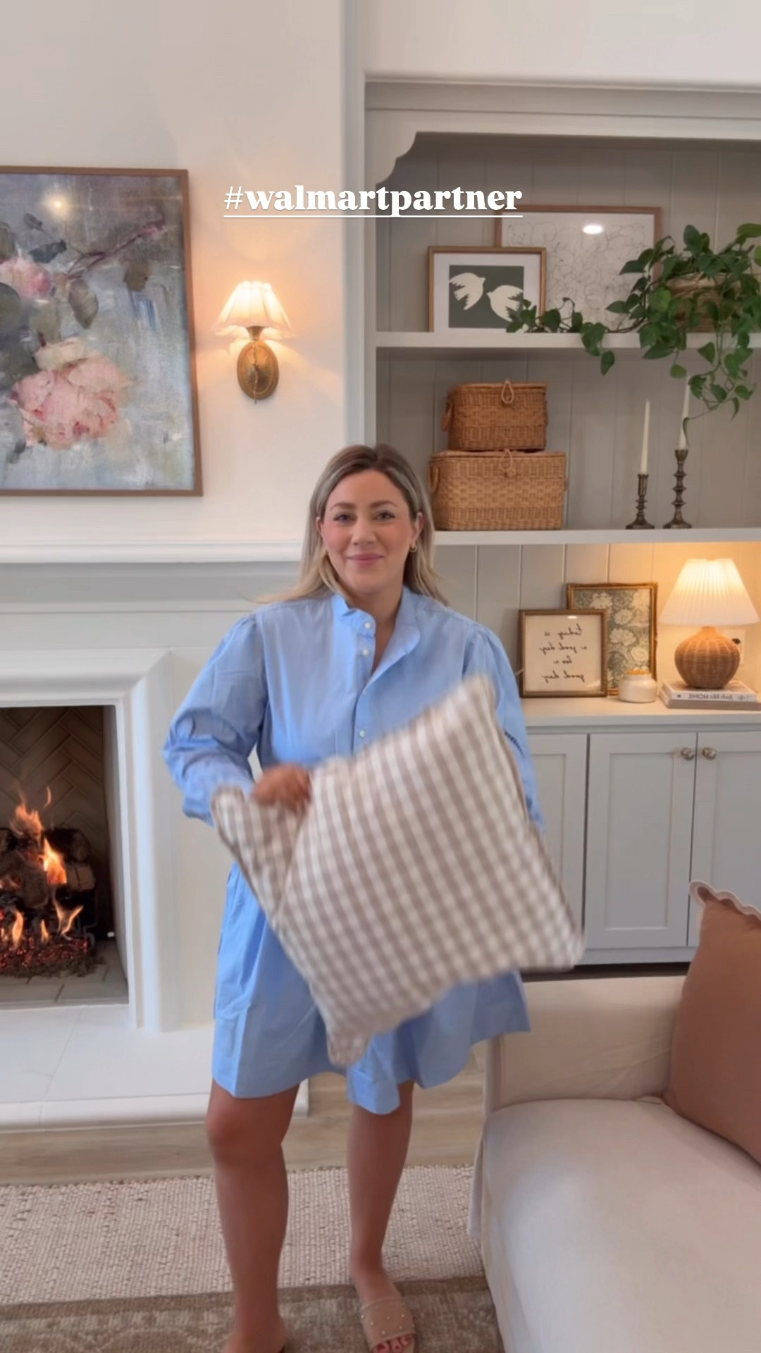 Finished up our living room with some finishing touches from @walmart! 

#walmart #walmarthome #walmartpartner