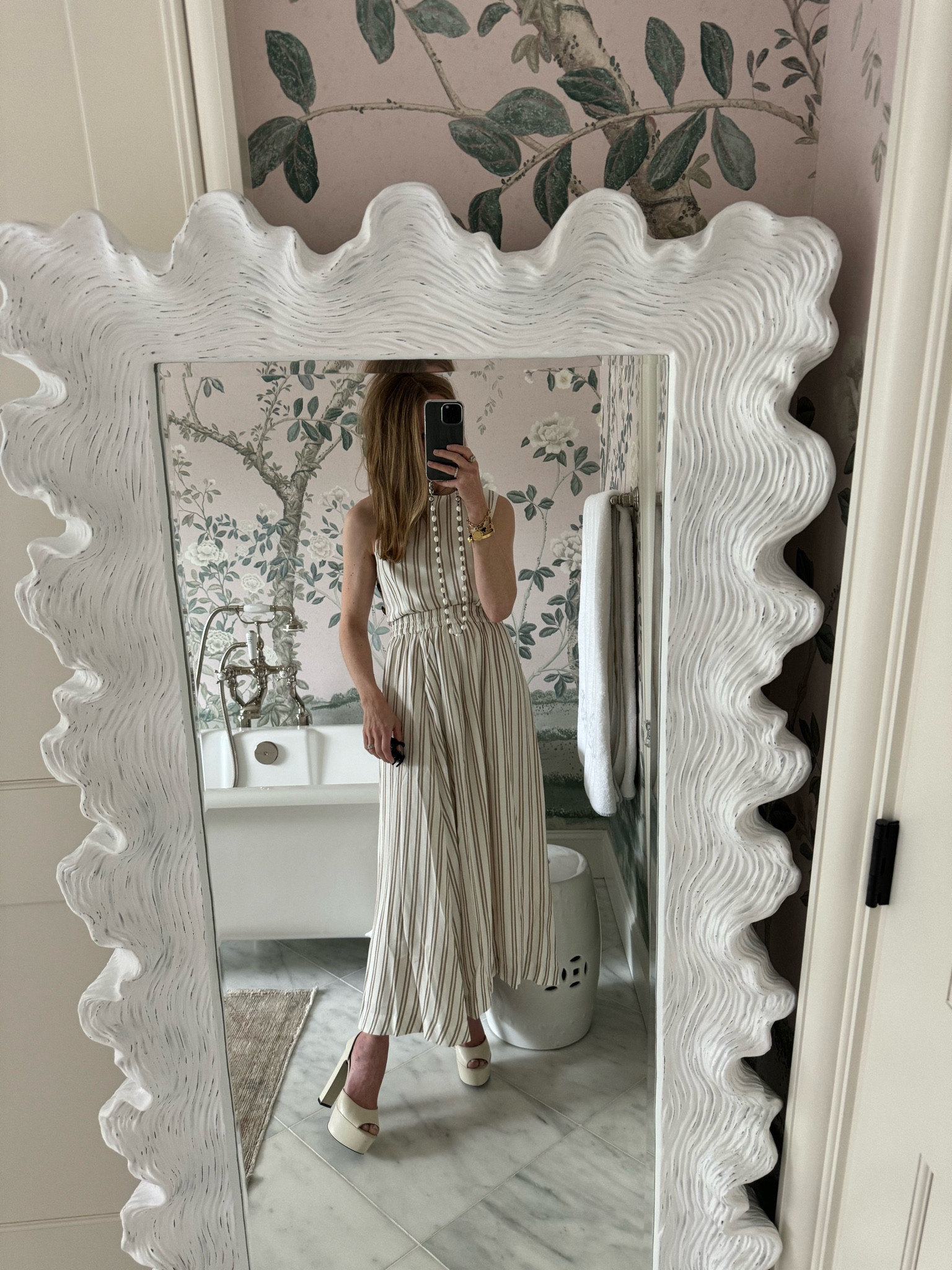 Obsessed with this set for spring! Will wear as a dress but it’s got a great looser fit if you want to style that way. Runs a bit big on me (it’s XS/S) but easily tailored. 

#LTKworkwear #LTKstyletip #LTKtravel