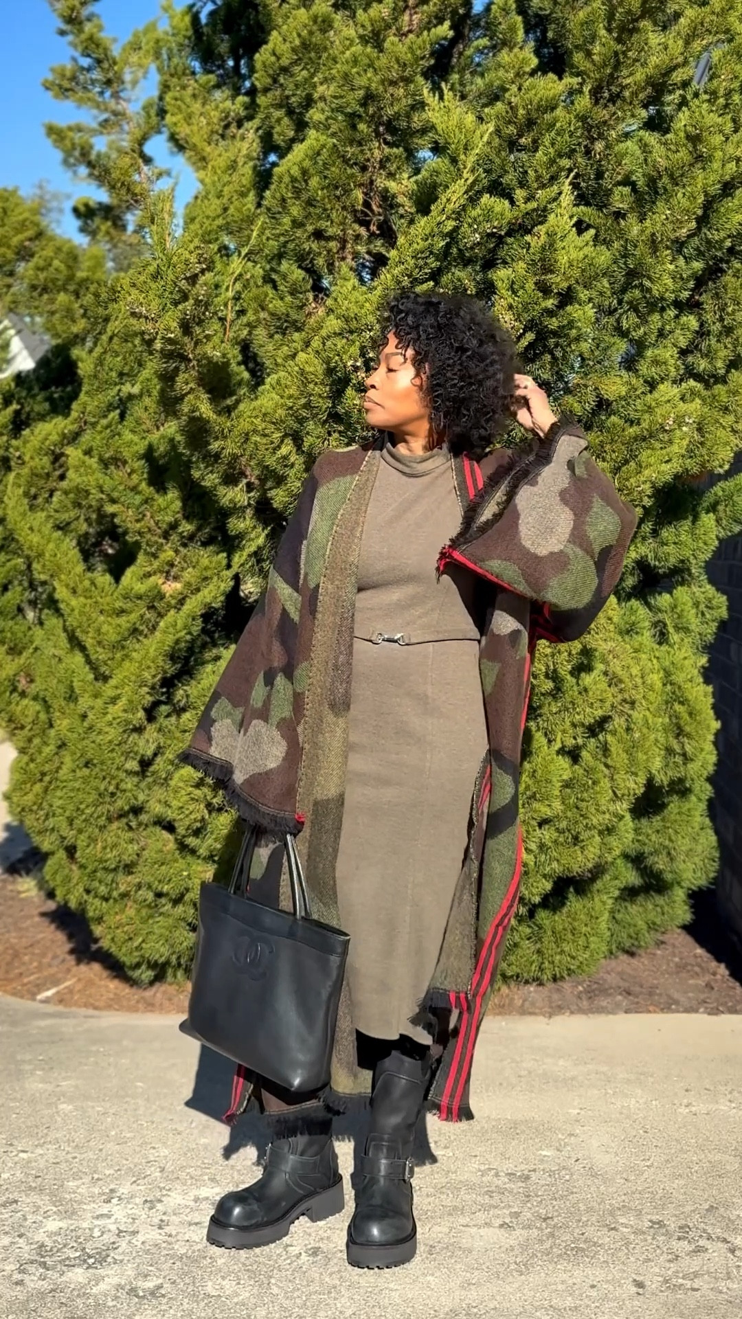 Soft camo knit kimono cardigan by Taaji Tribe(not linked). Relaxed fit, great for casual looks or dressed-up layers.

Try it with denim, trousers, or a dress. 


#LTKootd #LTKOver40 #LTKWorkwear