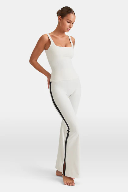DAYFLEX CONTRAST STRIPE SIDE SPLIT FLARED YOGA PANT NO FRONT SEAM - IVORY AND SHADOW BLACK | TALA (UK)
