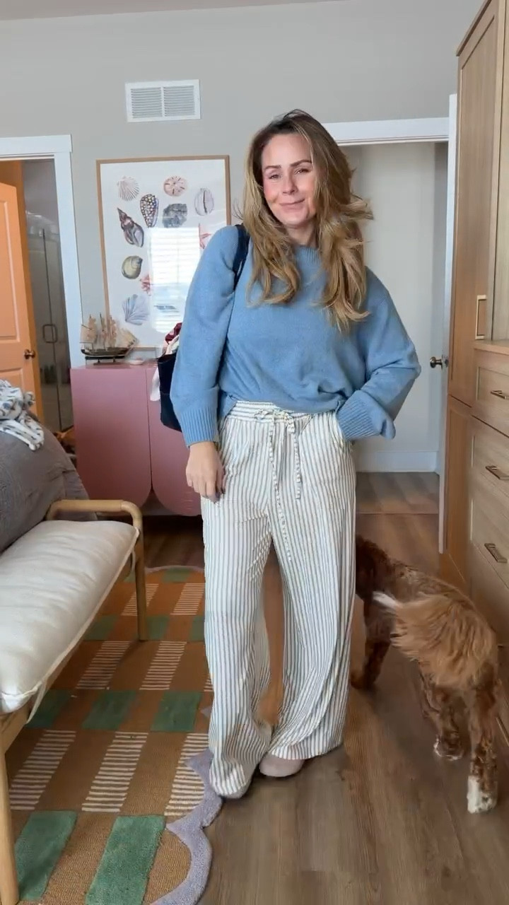 If Monday was an outfit… she’d be this 🤎

Effortless, pulled together, and just structured enough to mean business — but still comfy enough for coffee refills and school drop-off chaos. The kind of look that says “I have my life together” even if it’s organized chaos behind the scenes.

Everything is linked. 

