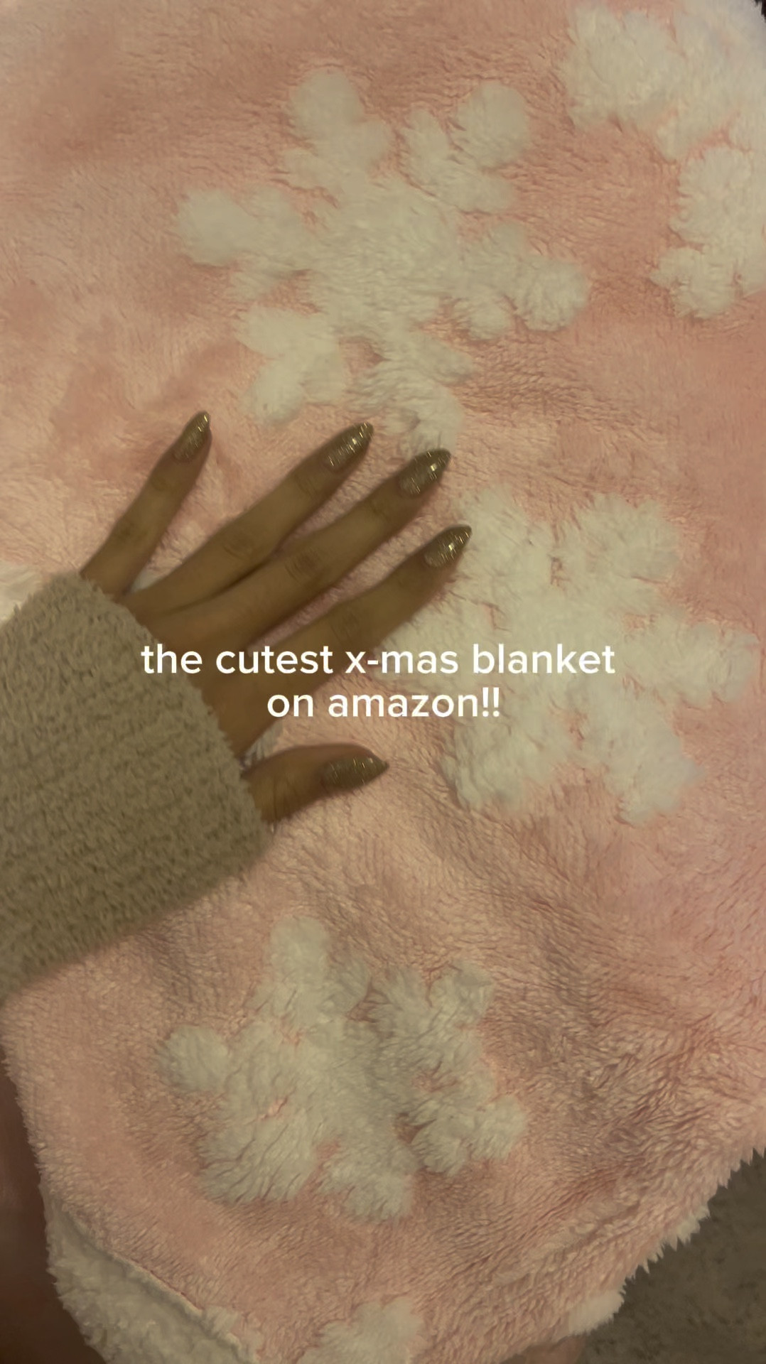 it’s sooo soft too!! ❄️ 

#LTKHoliday #LTKHome #LTKSeasonal