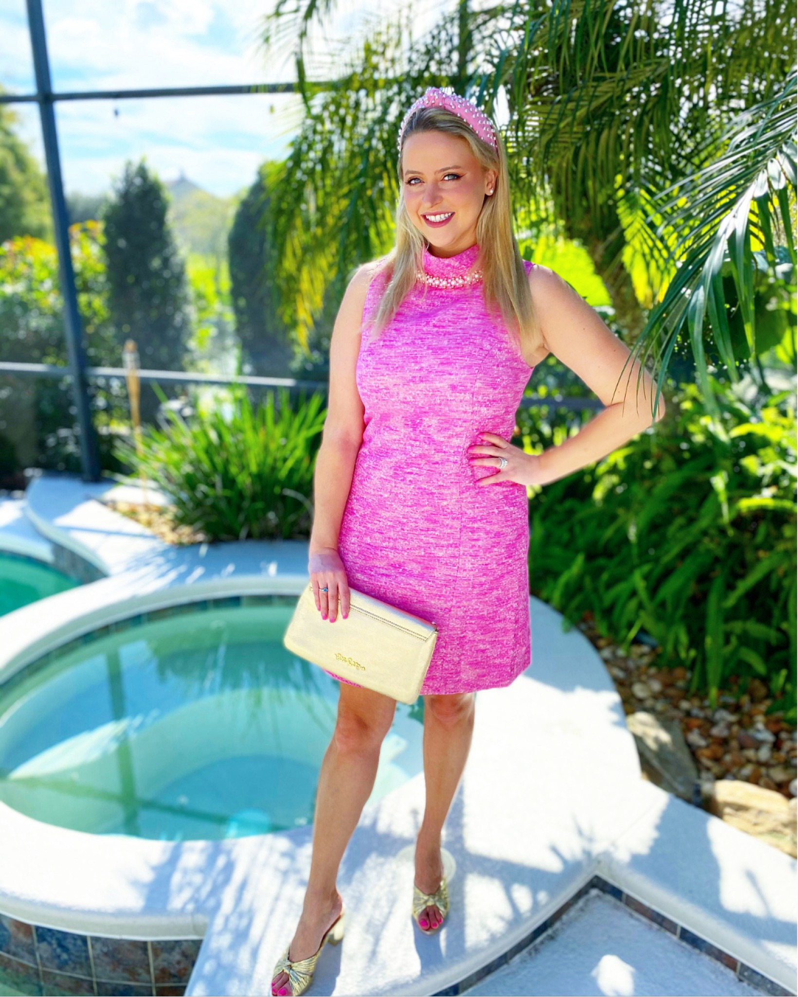 A very pink and tweed Christmas!
Here are some of my favorite chunky tweed pieces that will definitely make your spirits bright this Christmassparkle

#LTKSeasonal #LTKGiftGuide #LTKHoliday