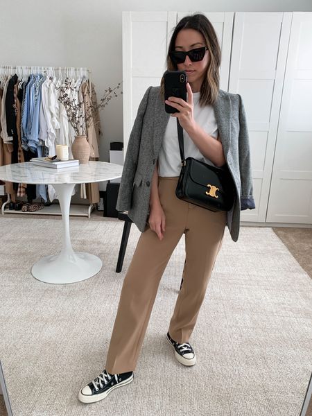 J.crew neutral fall outfits. Petite fall outfit inspiration. 

Blazer - J.crew petite 2 (old)
Tee - Everlane medium
Trousers - J.Crew petite 0
Sneakers - Converse 5
Bag - Celine medium
Sunglasses - YSL