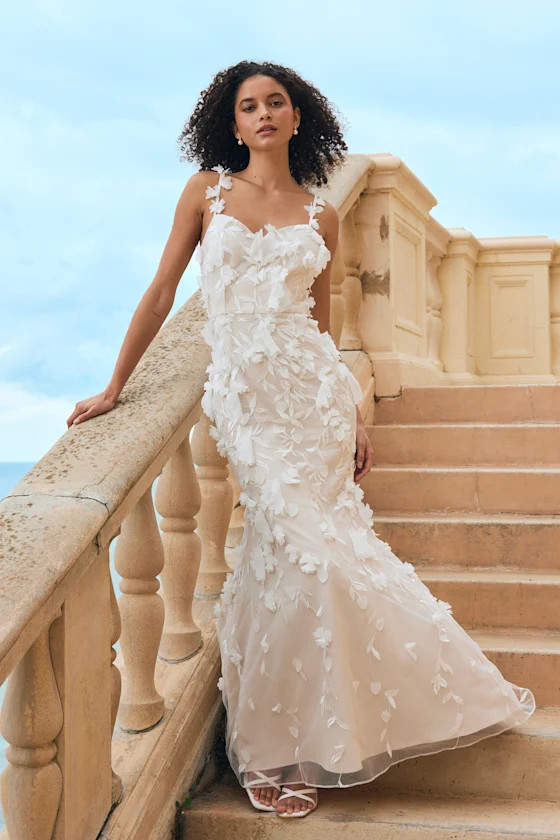 Kore White and Beige 3D Floral Mermaid Maxi Dress | Lulus