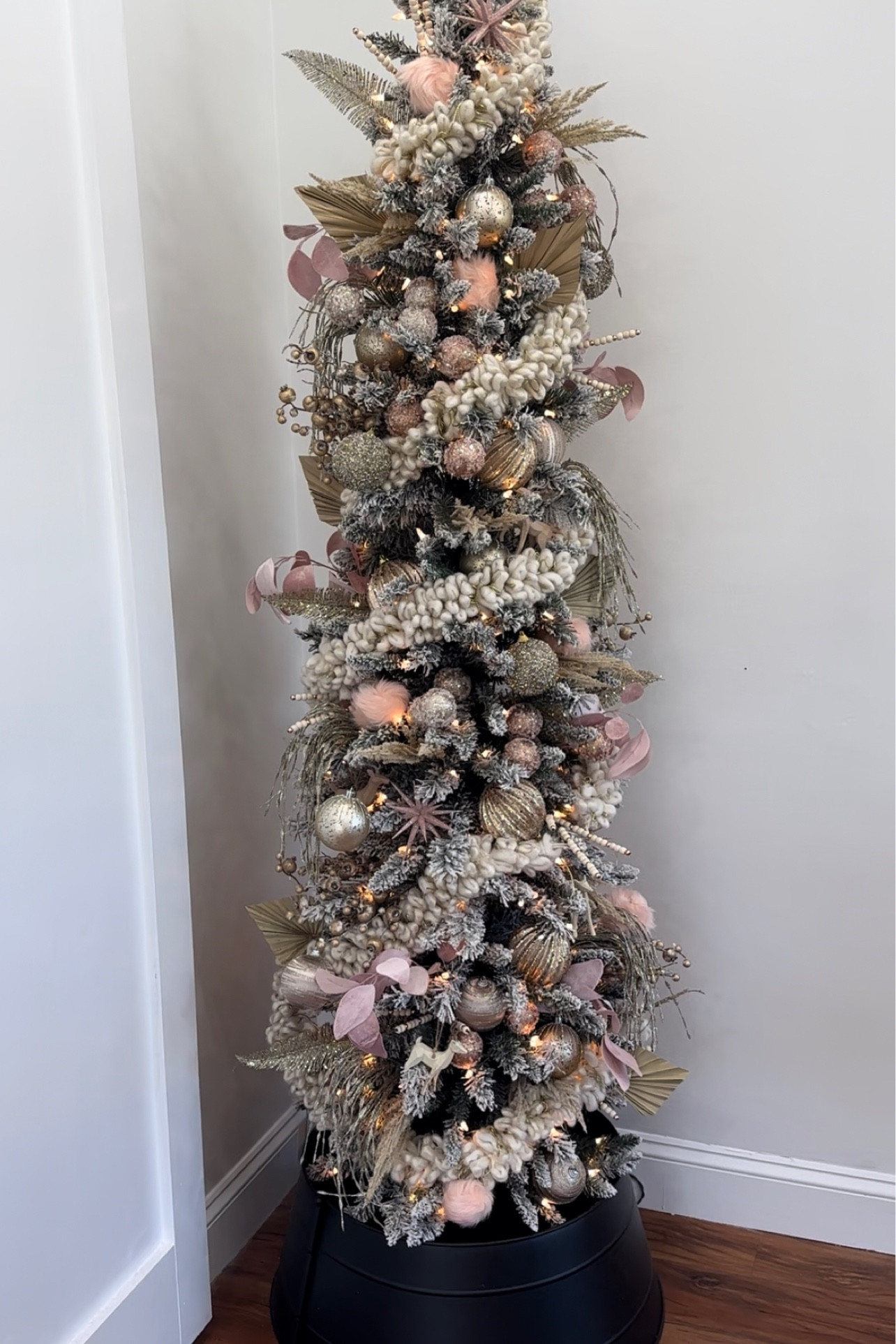 The perfect skinny flocked tree for small spaces! The same tree I have in my salon! 

#LTKHoliday #LTKhome #LTKSeasonal