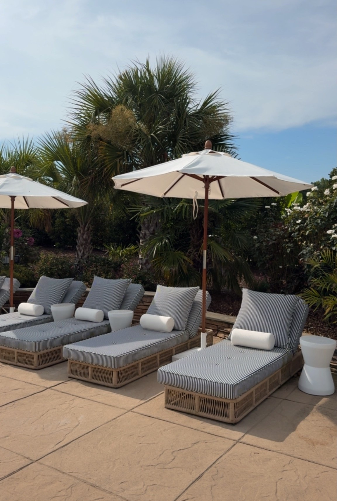 wayfair summer sale 🩵

#LTKSeasonal #LTKHome #LTKSaleAlert