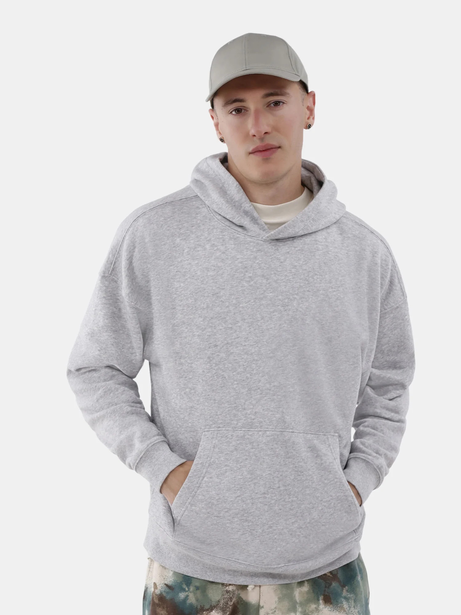 No Boundaries All Gender Oversized Fleece Hoodie with Long Sleeves, Men's Sizes XS-5XL | Walmart (US)