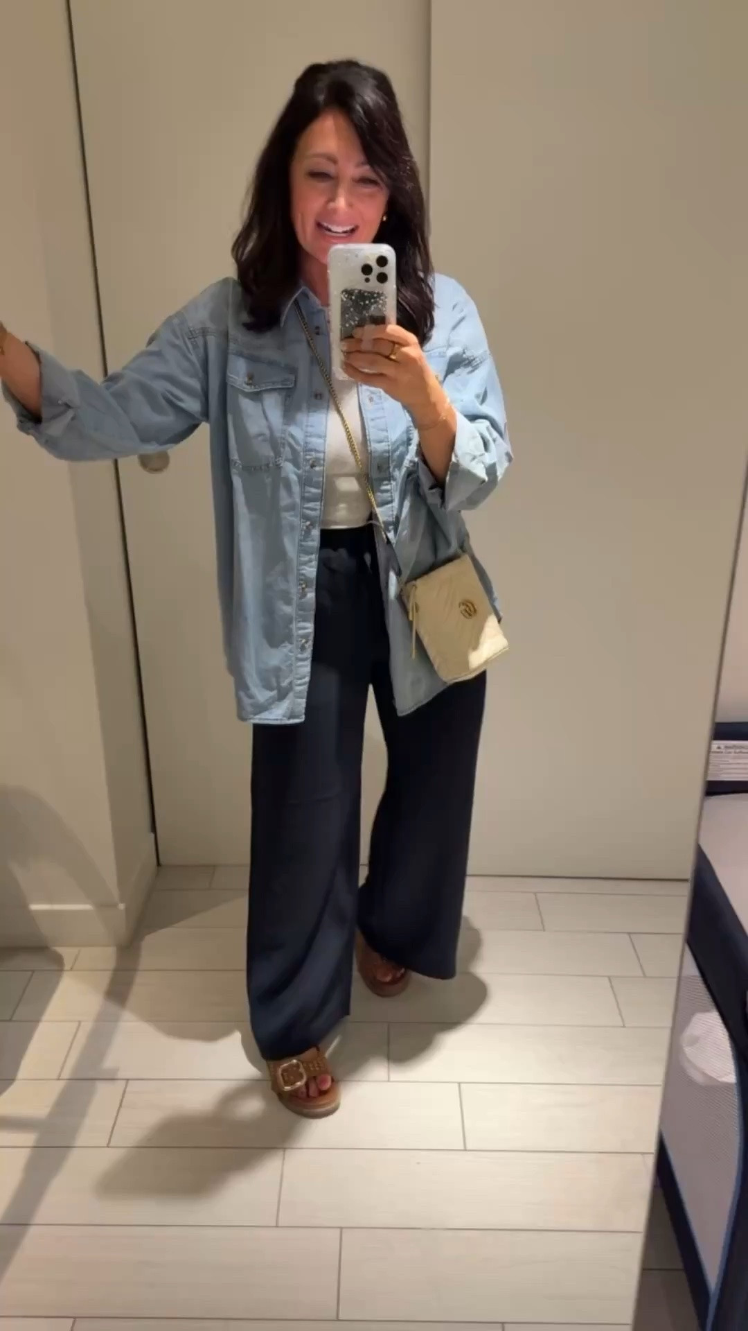• XL shirt for an oversized fit 
• size 8 tee
• size medium short pants - I’m 5’4
@Aritzia sale!

#LTKootd #LTKgrwm #LTKSaleAlert