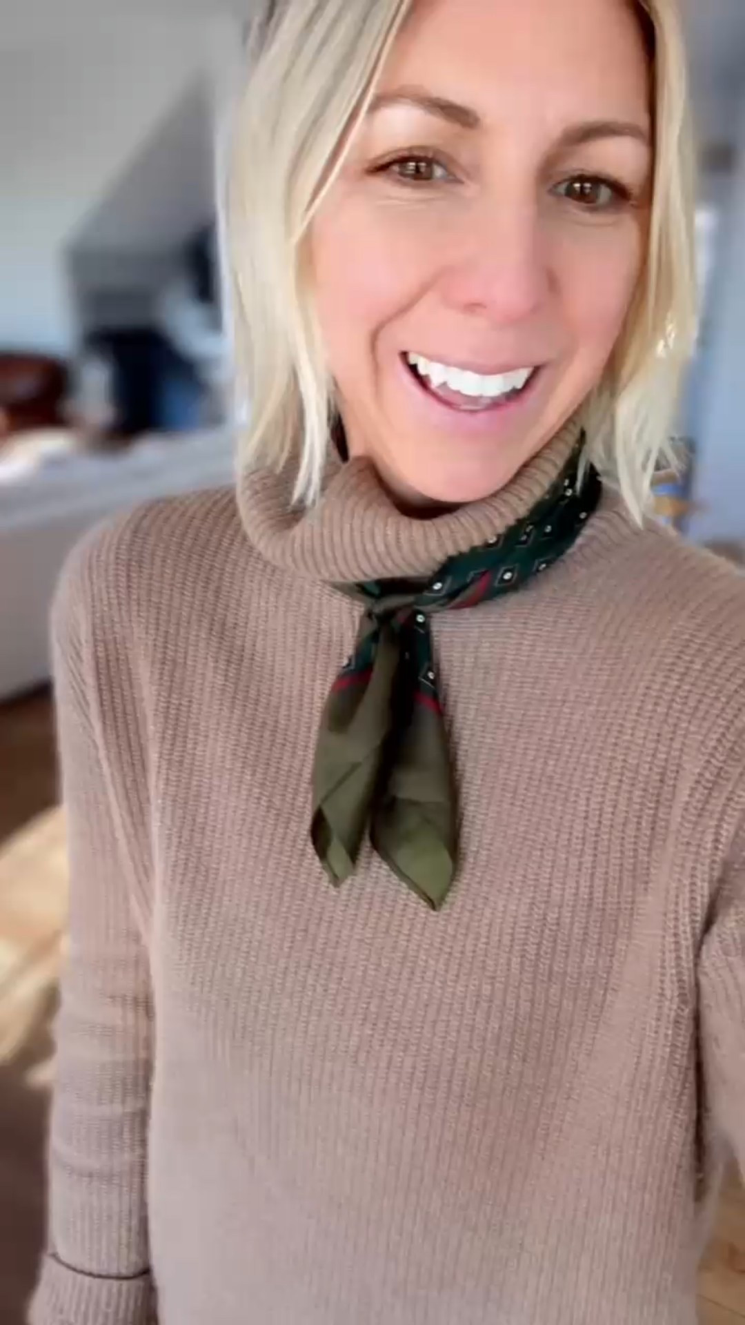 How to style a scarf in the winter!

#LTKootd #LTKSeasonal #LTKmomlife
