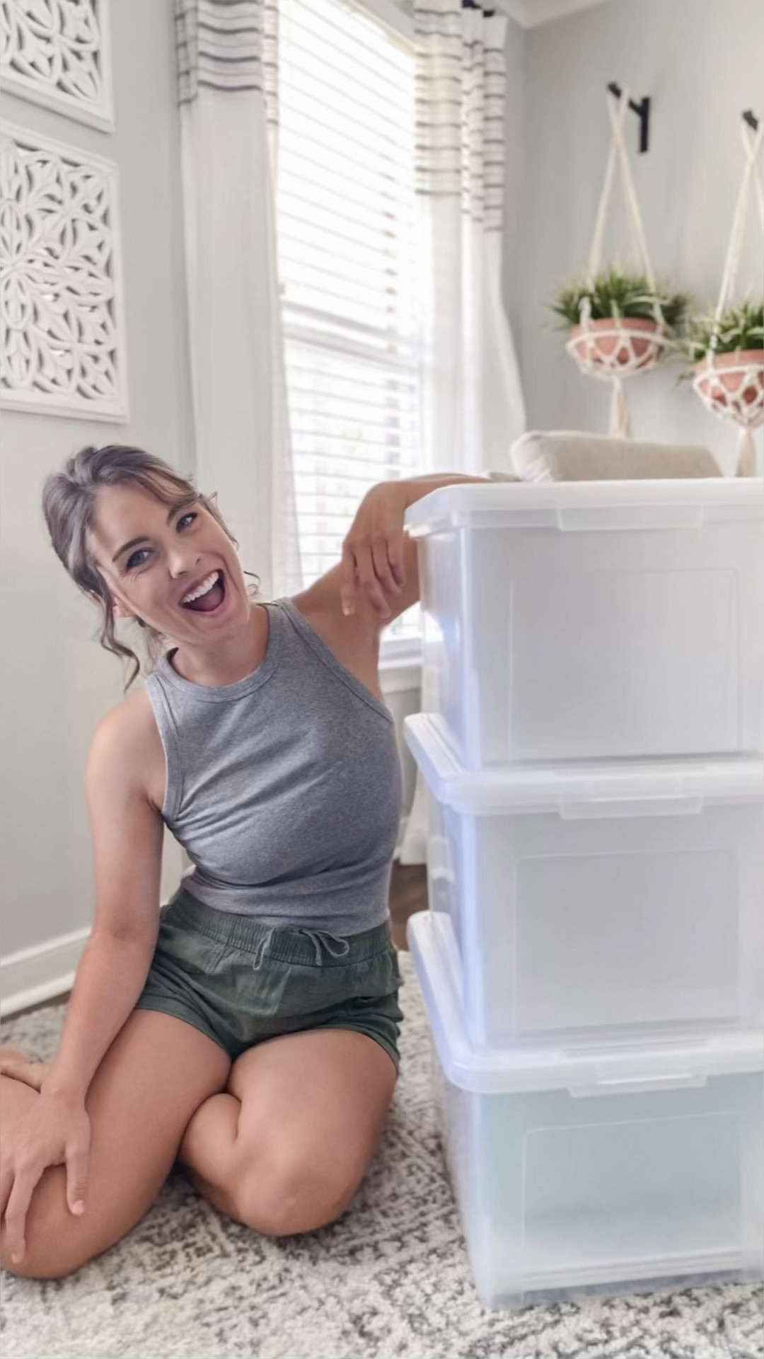 CHILDREN’S KEEPSAKE BOX! 🤍

This is the one to save, share, and scream from the tops of buildings. Seriously. This organization system will ease so much stress and cut down on the piles of cards, papers, and art that you just can’t throw away! 👏

Are you a mom who can’t seem to throw anything away? Yeah, SAME. Especially the itty bitty baby things. Ugh. Time is a thief!

MATERIALS:
- filing box
- 18 file folders (3 packs of six)
- 4x6 photo box

#LTKFind #LTKhome #LTKfamily