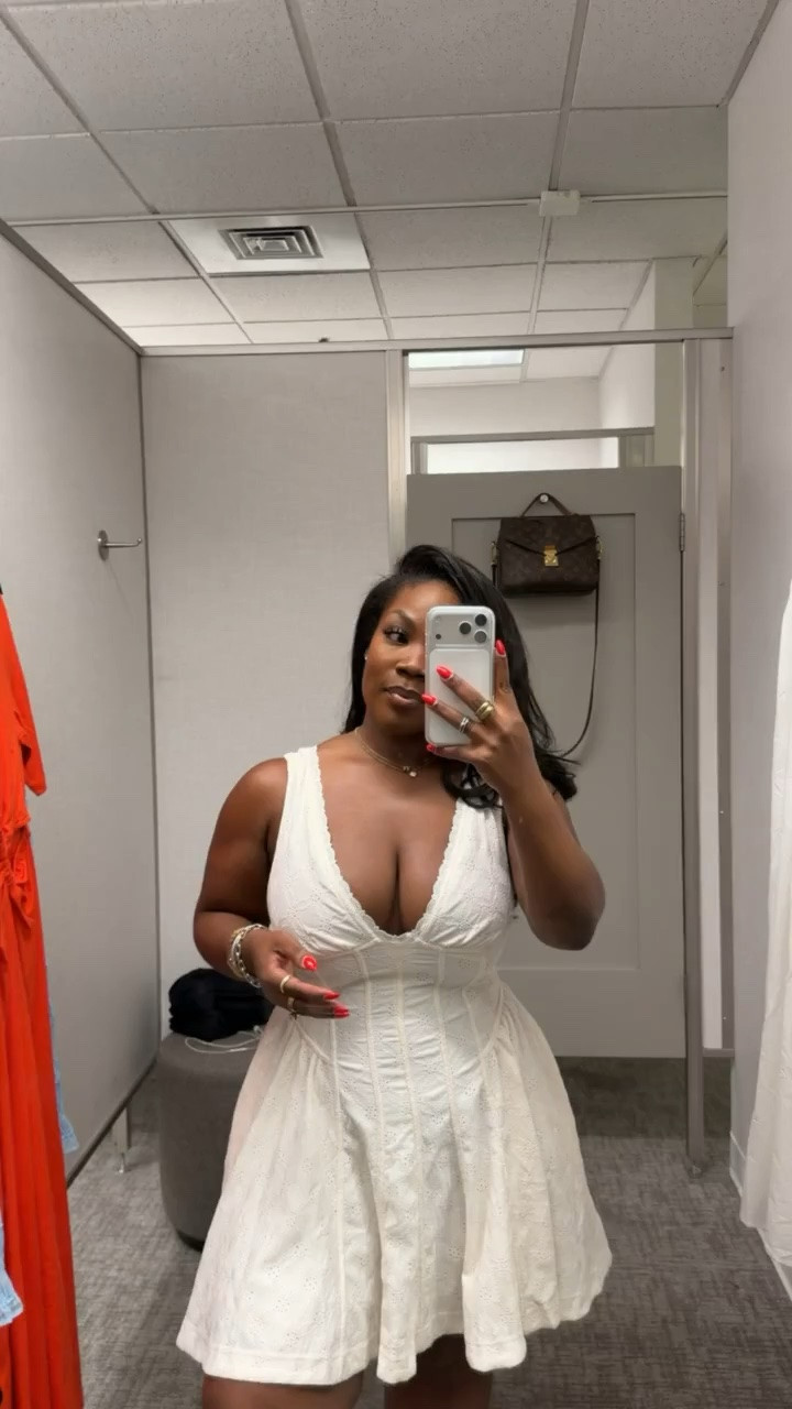 Dainty meets sexyyyyy 🙌🏾 The girls are sitting and the waist is snatched in. Love this little number for spring and summer 🤍

Dress: Size L

Linking the rest of my Nordstrom haul below! 

Summer outfits, vacation outfits, summer dresses, bridal dresses, Emmy Petit

#LTKTravel #LTKMidsize #LTKSeasonal