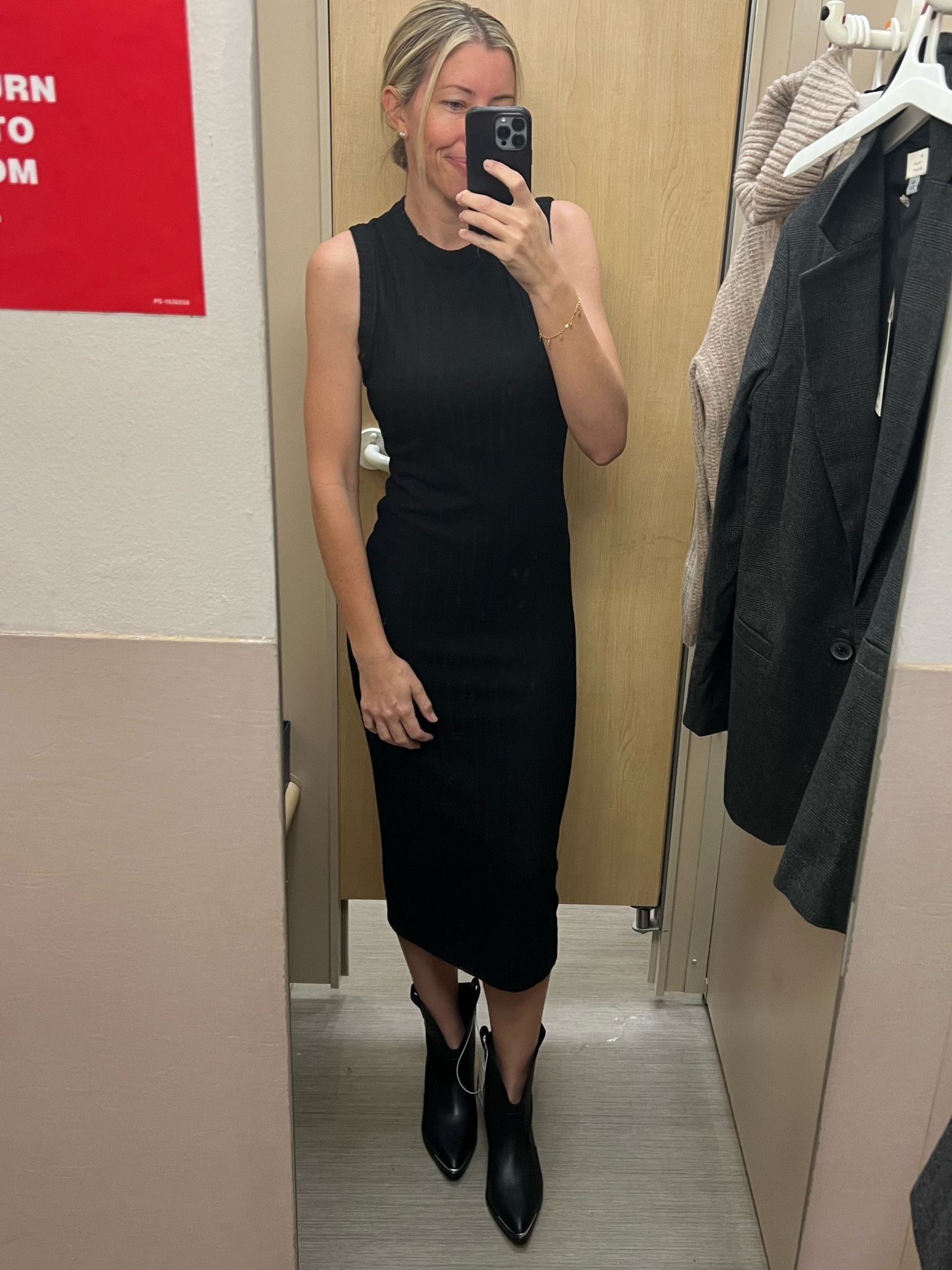 Target dress! 30% off!

#LTKfindsunder50 #LTKworkwear #LTKsalealert