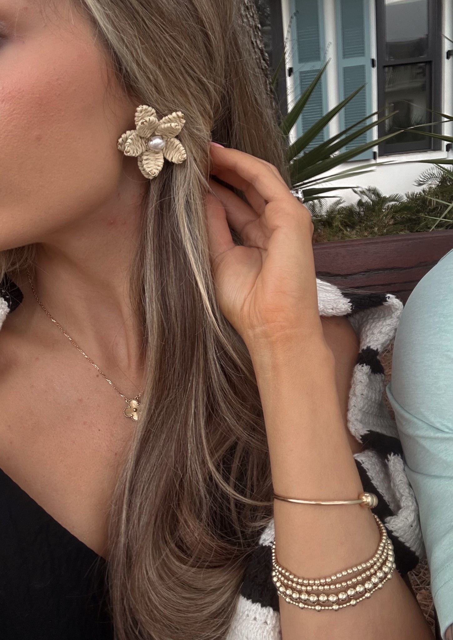 the prettiest raffia flower earrings for spring + summer!! 



#LTKFindsUnder50 #LTKStyleTip #LTKFindsUnder100