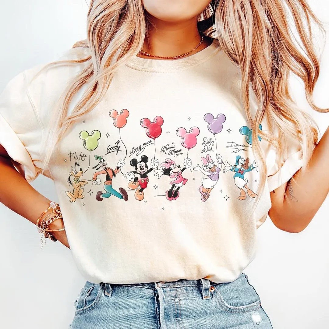 Pixar pier!!! Disneyland shirt💛💛

Disneyland outfit, oversized tee, disney outfit, disney trip, Disney travel, Disney parks, Disney essentials, Disney shirt 

#LTKStyleTip #LTKFindsUnder50 #LTKTravel