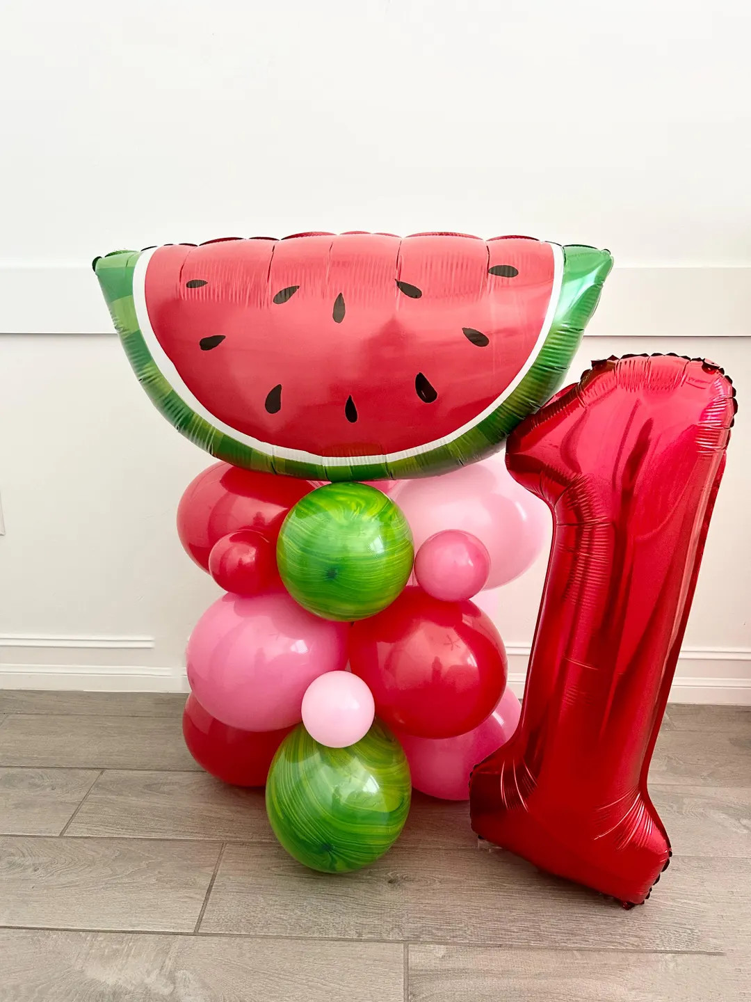 Welcome to Sweet Escapes By Debbie!Balloon towers are the perfect way to add that wow to your par... | Etsy (US)