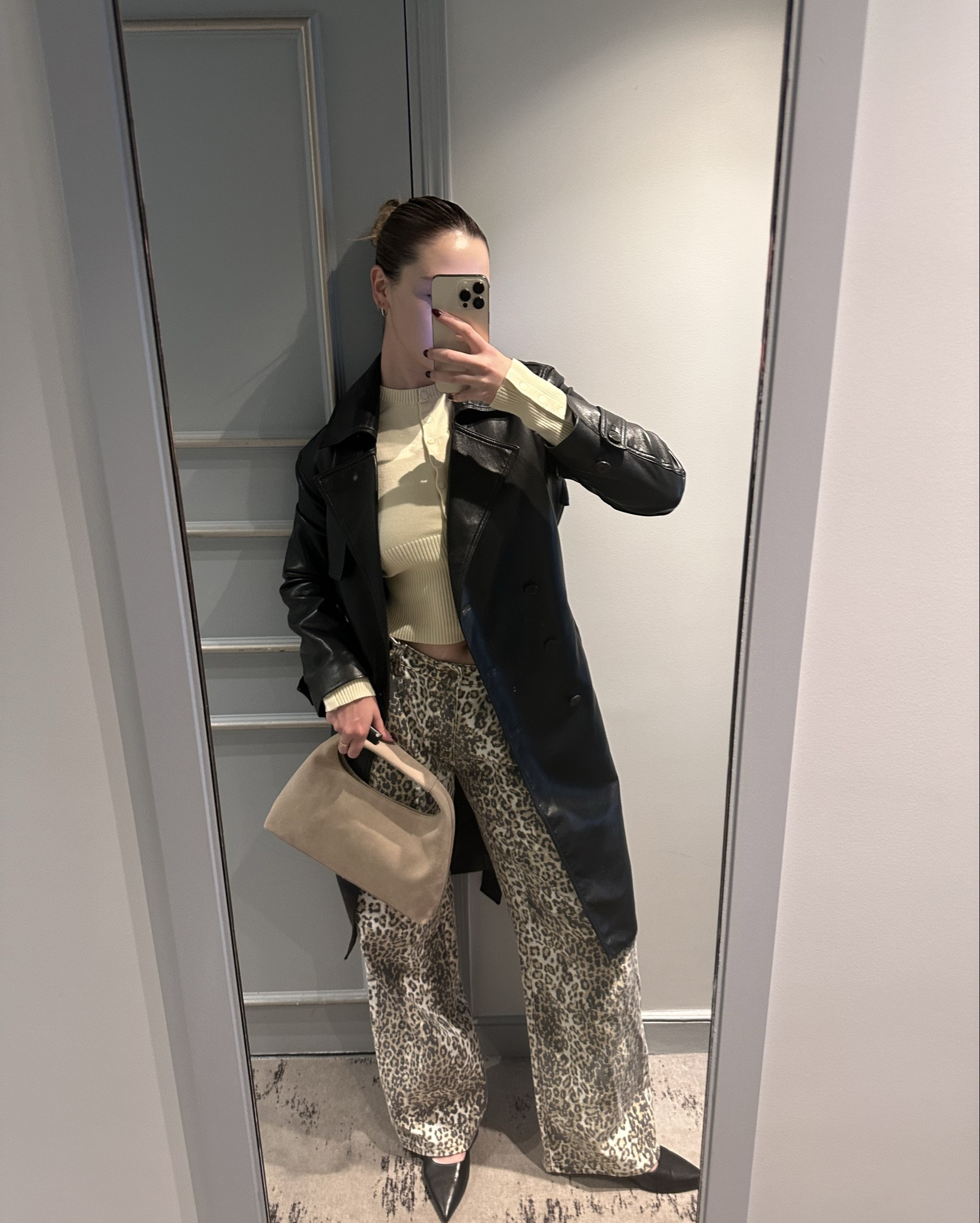 PARIS OUTFIT. Perfect fall outfit 🤍✨🖤

#LTKSeasonal #LTKItBag #LTKShoeCrush