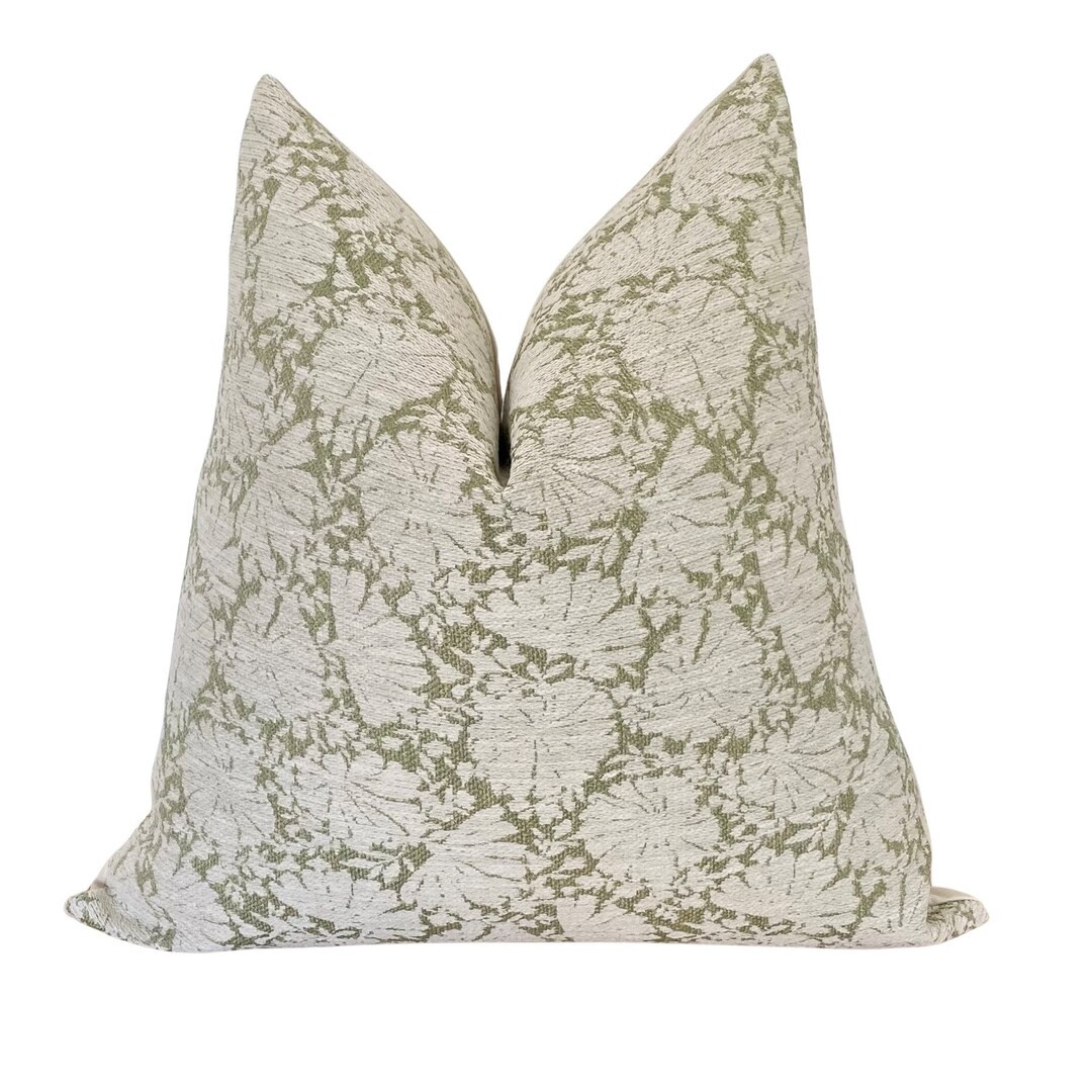Fern Green Floral Print Throw Pillow Cover, Cover Only - Etsy | Etsy (US)
