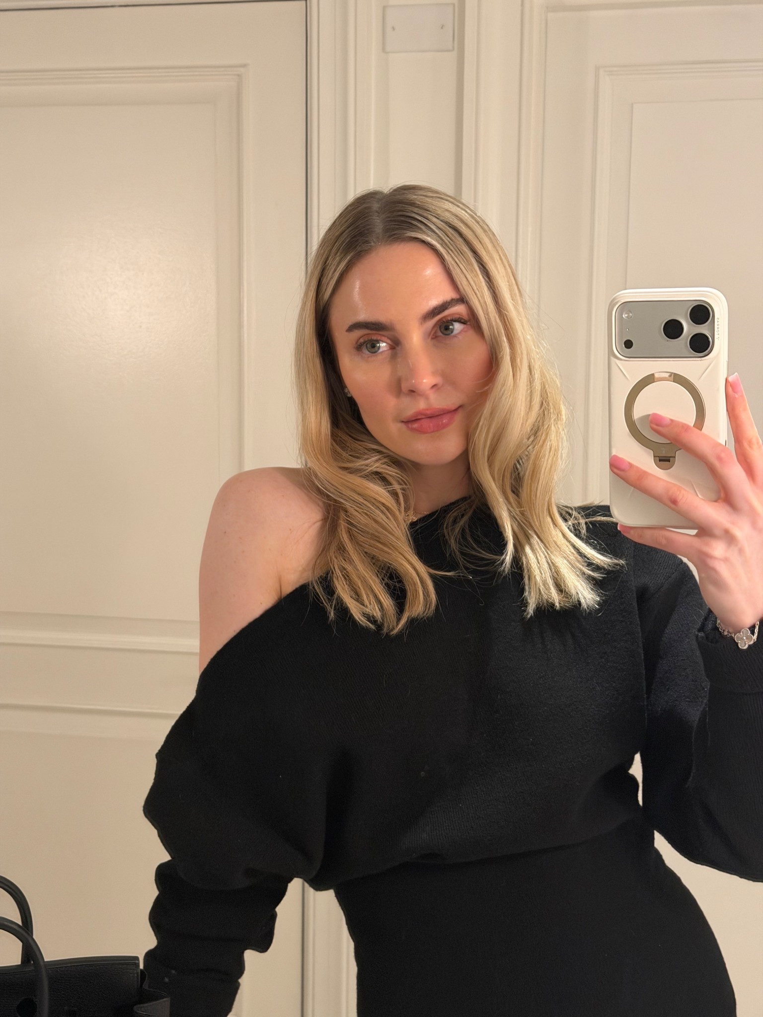 My hair tutorial video is up on TikTok and these are the products I used! 