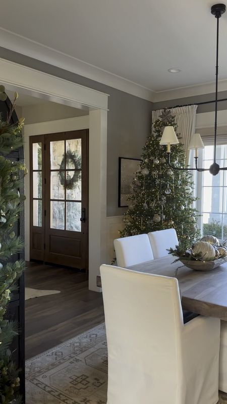 Holiday Dining Room

#LTKHoliday #LTKhome #LTKVideo