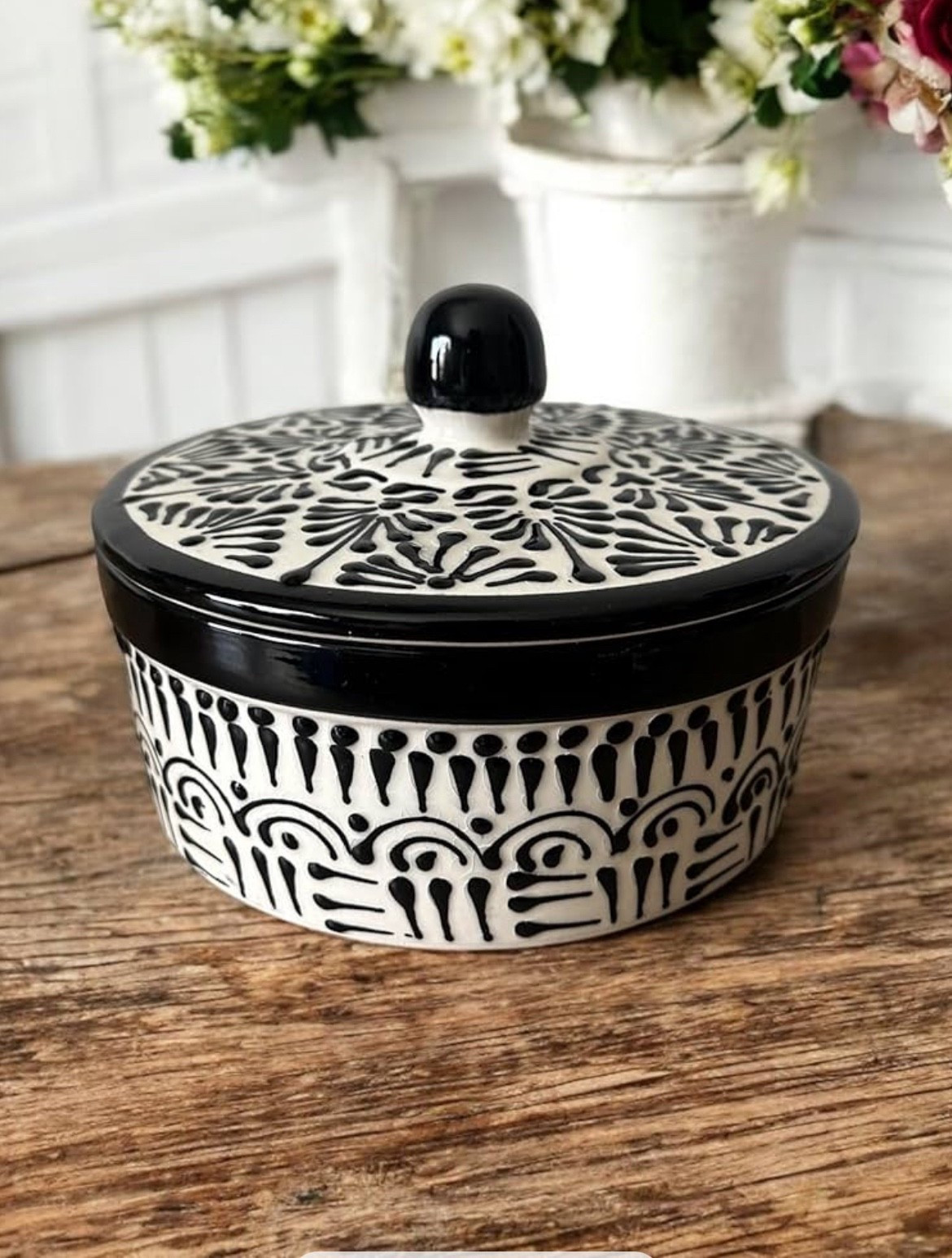Gorgeous!! Black and White Mexican Pottery Black & White Talavera Tortilla Warmer - 9” Ceramic

#LTKFindsUnder100 #LTKHome #LTKFindsUnder50