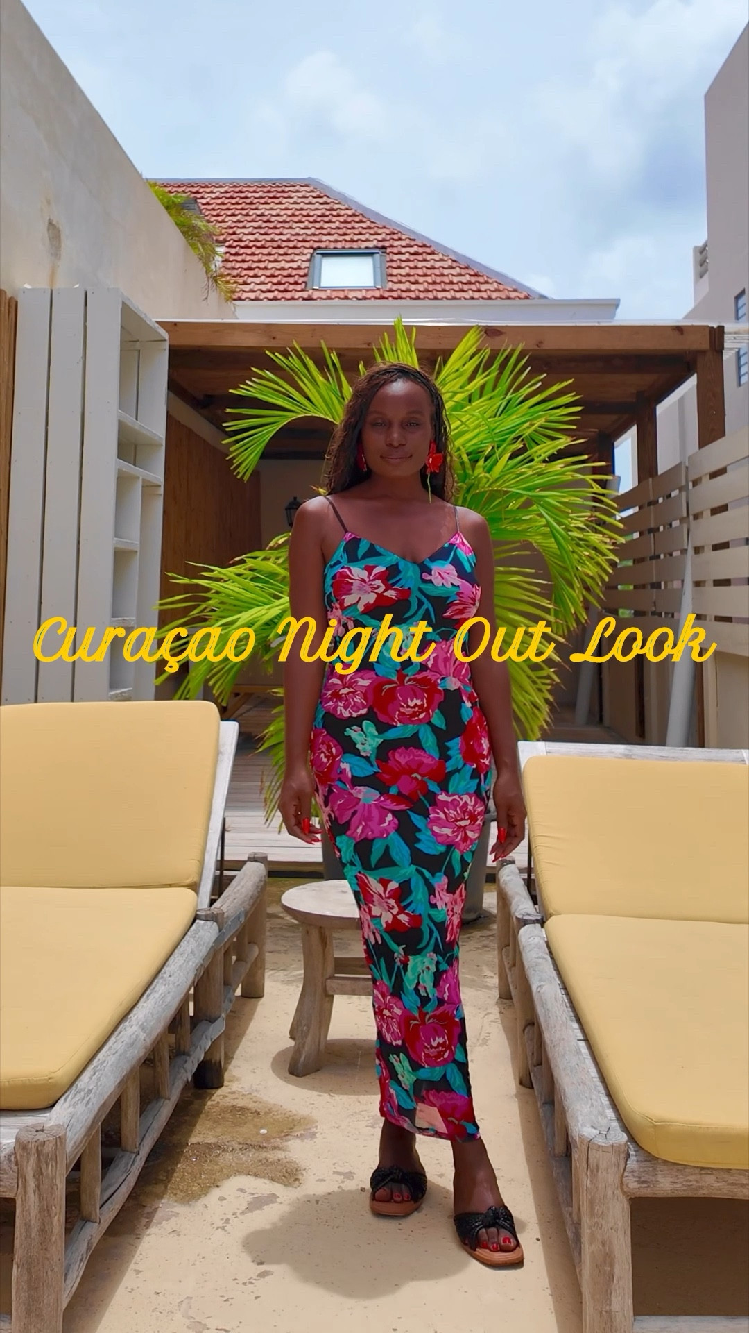 What I wore for a night out in Curaçao. Giving tropical glam in this bold floral fitted maxi dress. Perfect for vacation nights or summer date vibes 🌺

#LTKTravel #LTKSeasonal #LTKParties