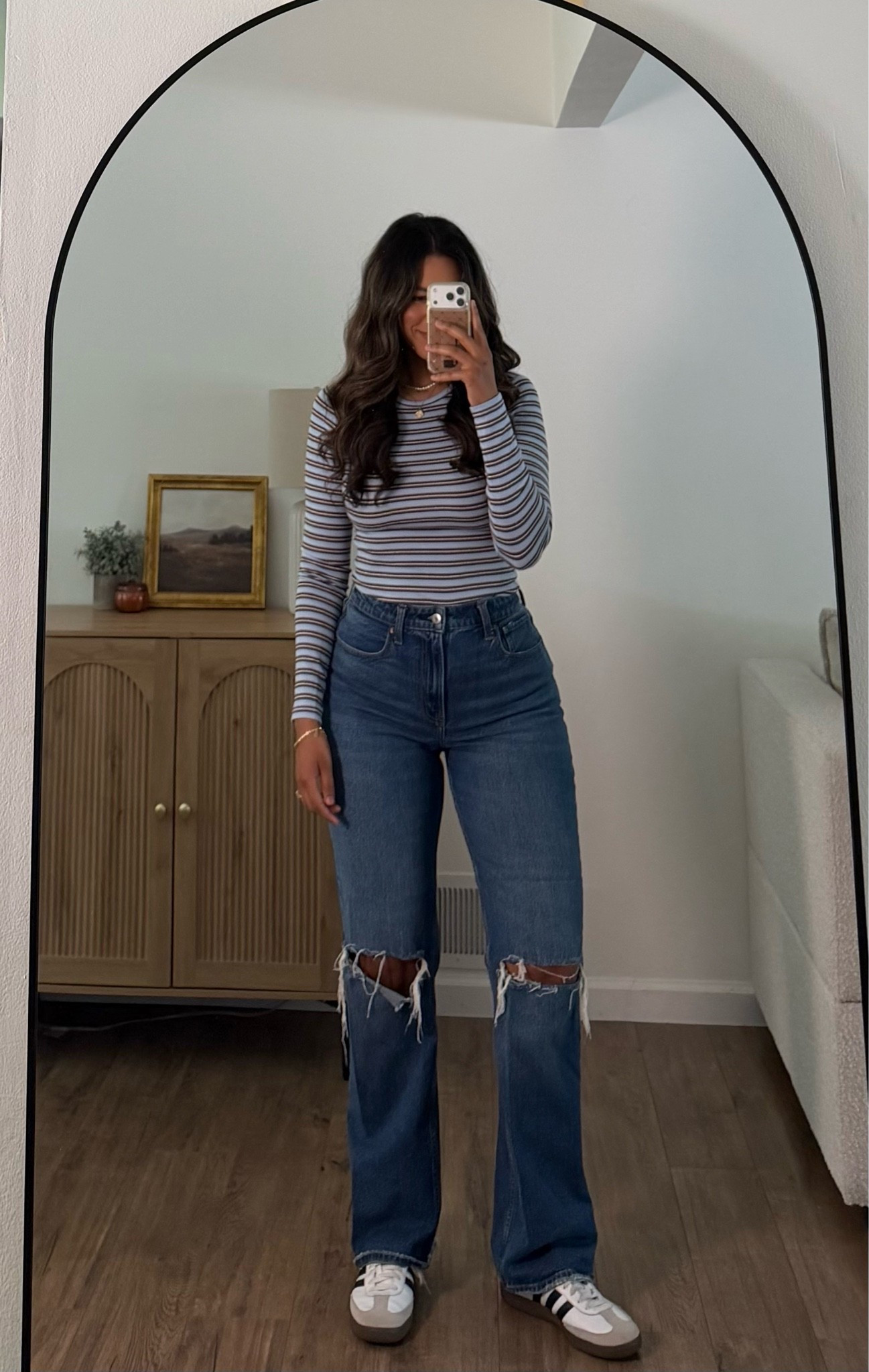 @abercrombie jeans!! New @nuuds long sleeve striped slinky rib! Size curve love 28/6 long jeans! Size medium long sleeve casual outfit inspo

#LTKSaleAlert #LTKootd #LTKmomlife