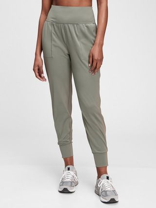 GapFit Eclipse Joggers | Gap (CA)