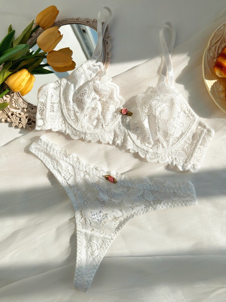 Floral Lace Underwire Lingerie Set | SHEIN