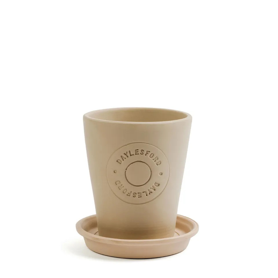Small Lucas Planter with saucer | Daylesford Organic