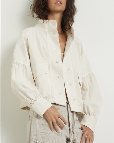 White jacket 
Green jacket
Spring jacket 

#LTKSeasonal