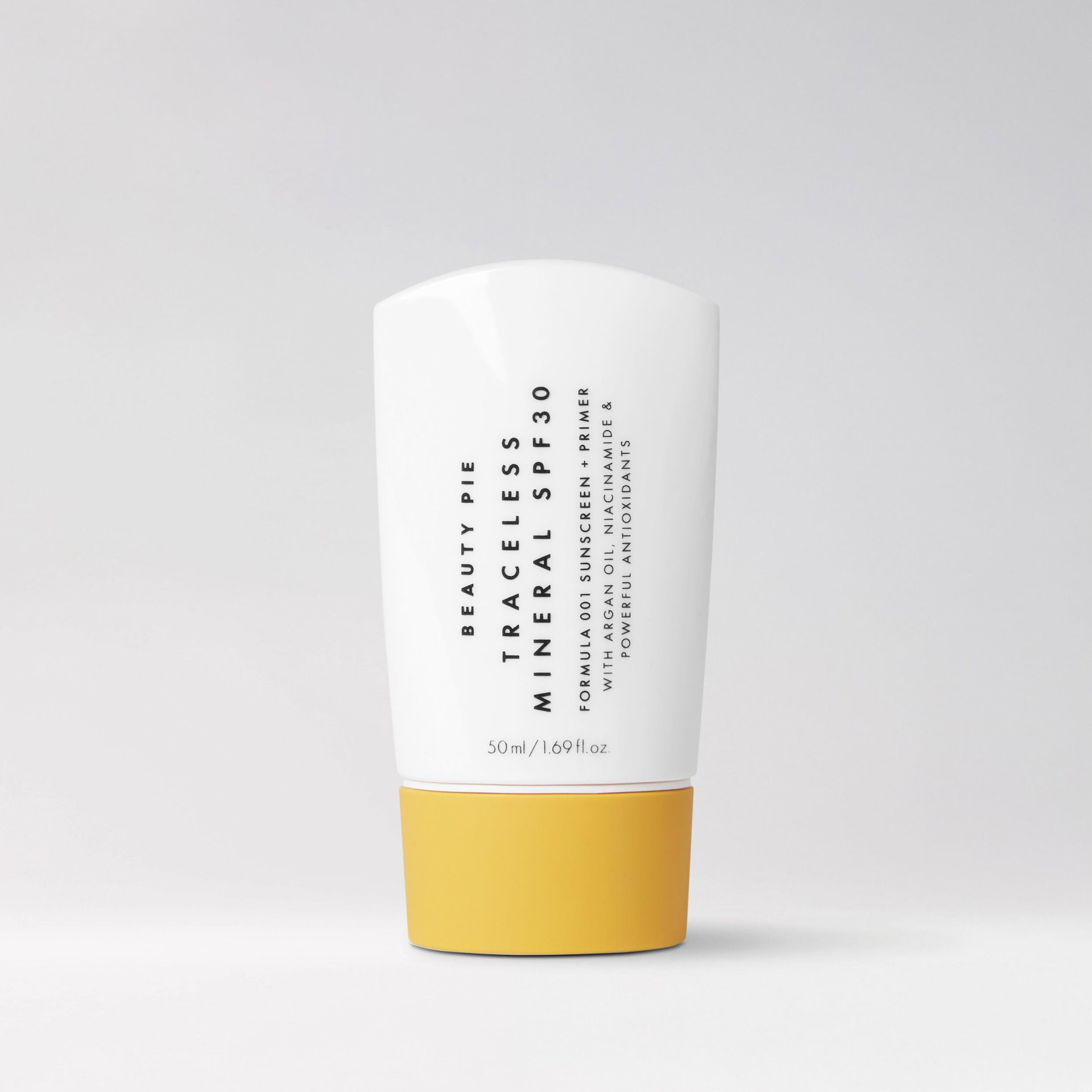 Traceless Mineral Broad Spectrum SPF 30 Sunscreen + Primer | Beauty Pie (UK)