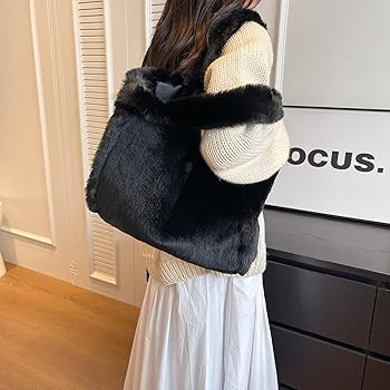 Fluffy Tote Bag Large Fur Purses for Women Winter Fuzzy Totes Furry Shoulder Handbag Plush Bags | Amazon (US)