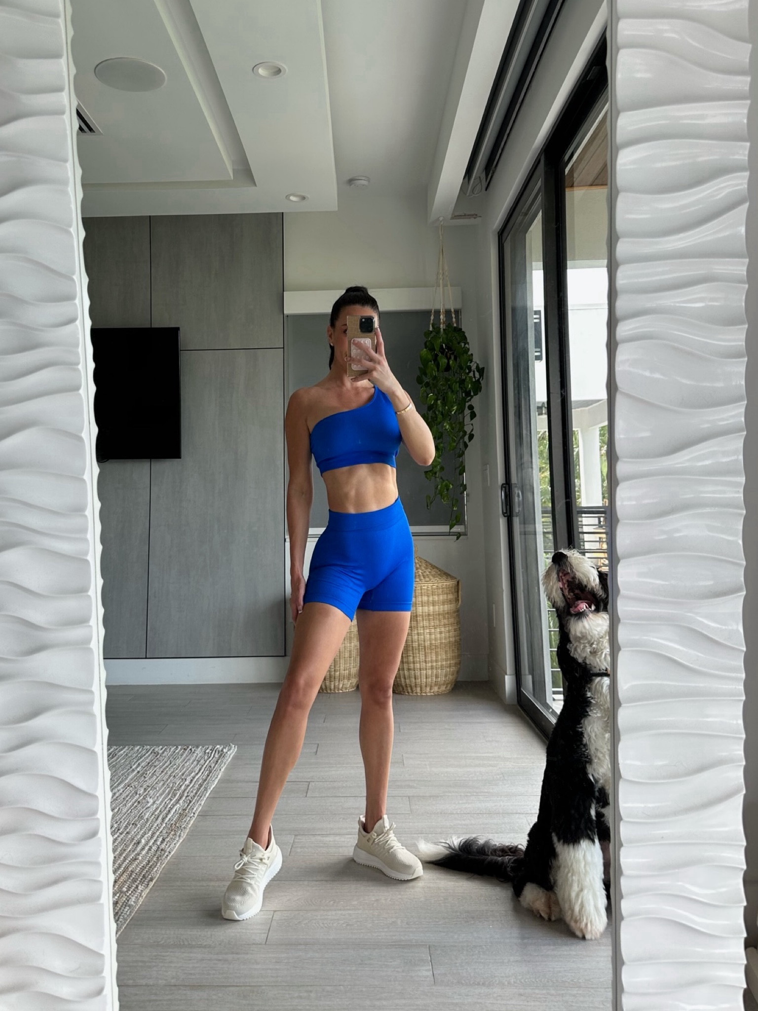 Amazon 4 piece set 💙 this comes with leggings & another sports bra!! I’m wearing a size S 

#LTKstyletip #LTKfitness