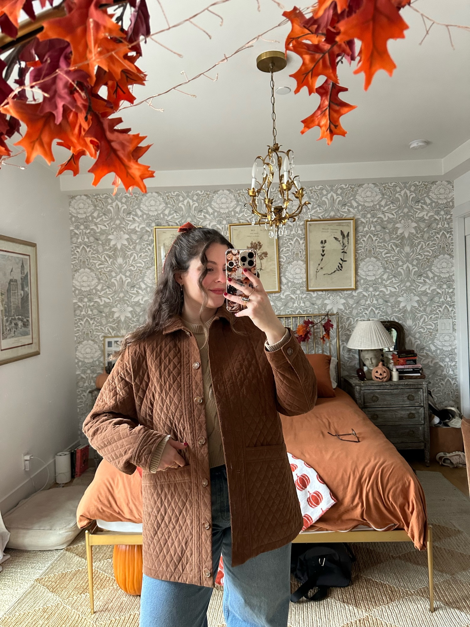 Quited pattern brown jacket chore jacket barn jacket Sezane 

Cropped knit sweater 

#LTKMidsize #LTKStyleTip #LTKWorkwear