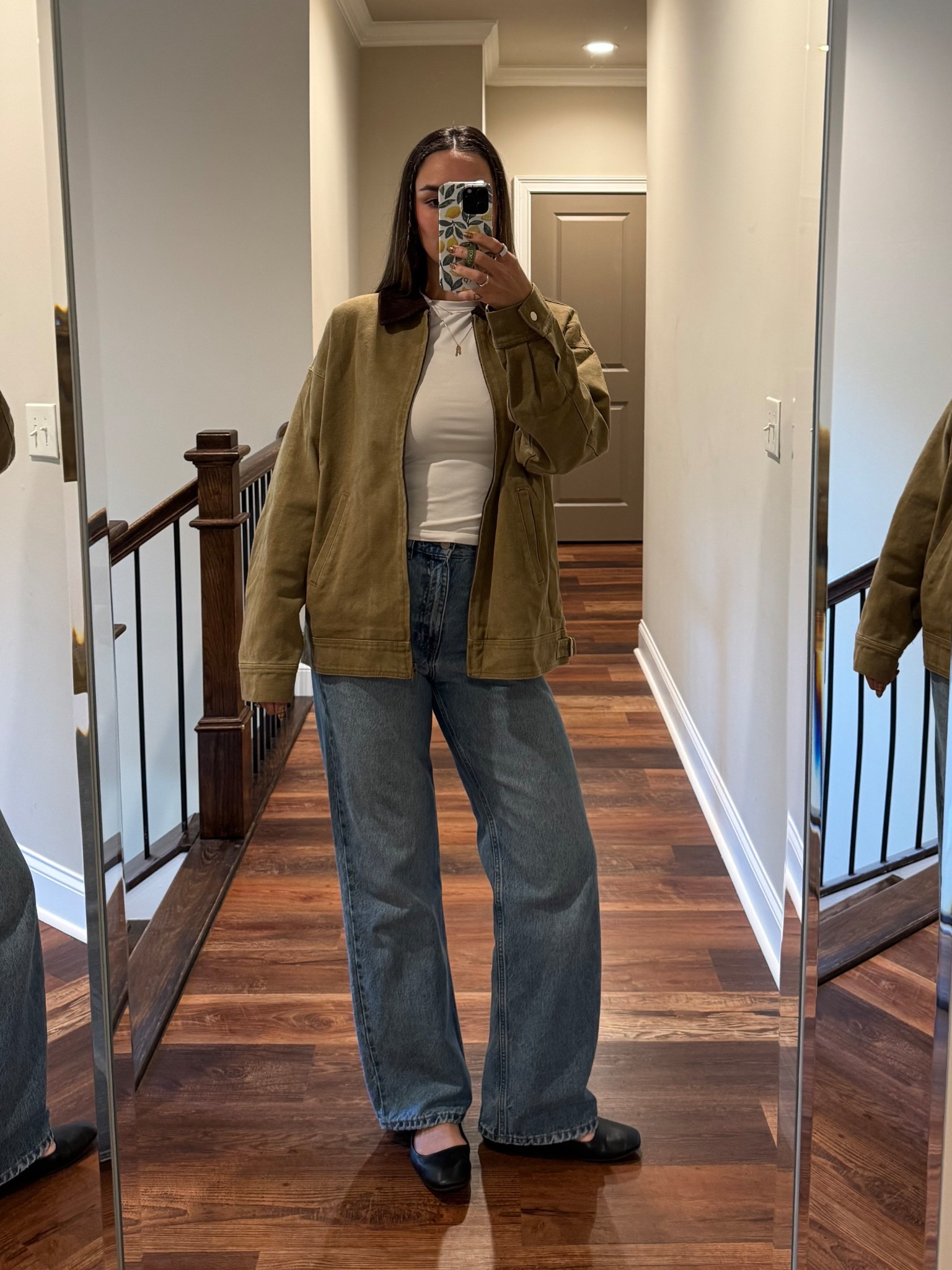 I’ll be wearing this jacket all fall & winter

Barn jacket
Workman jacket
Ootd 
Fall outfit inspo 

#LTKSeasonal #LTKShoeCrush #LTKFindsUnder100