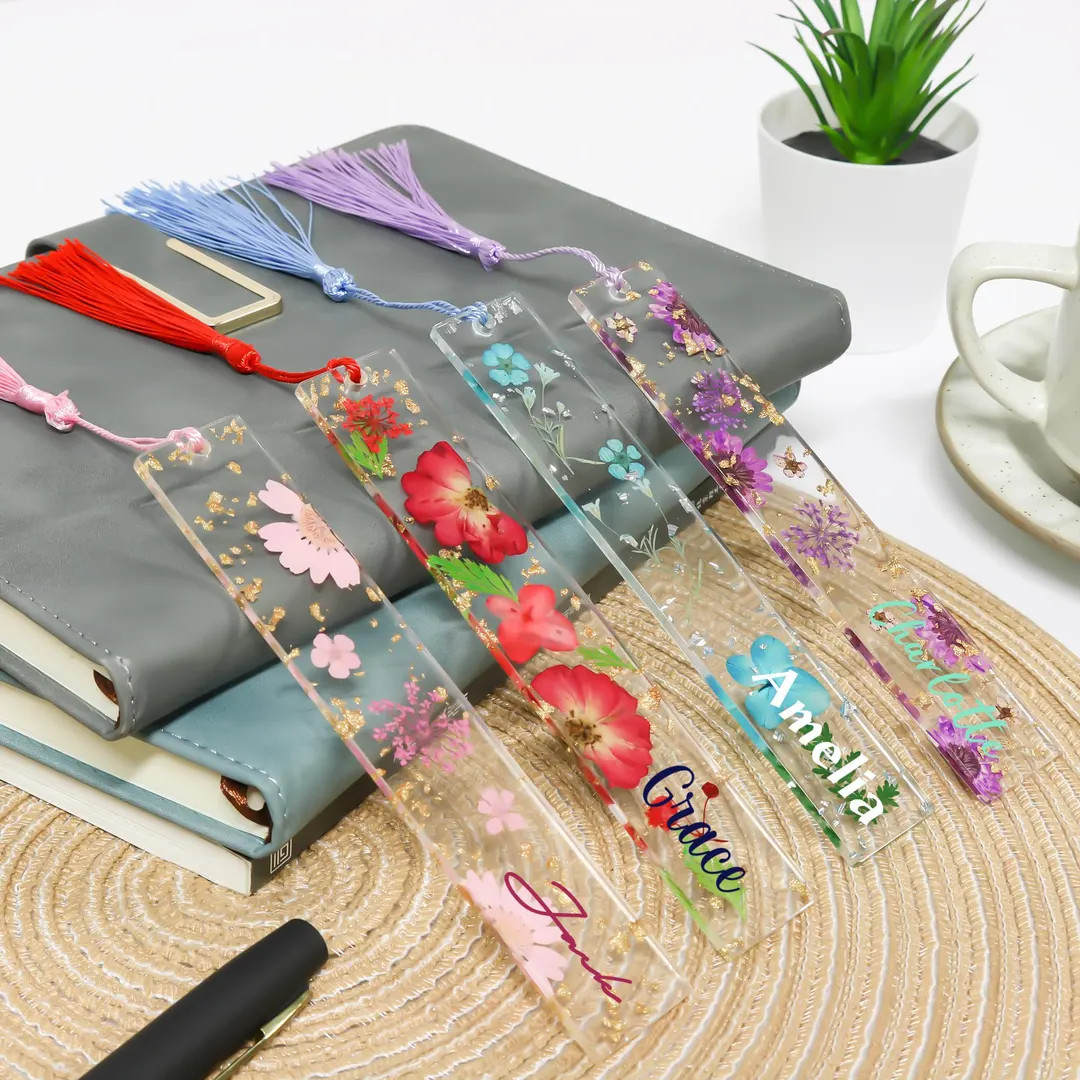 Pressed Flower Bookmark for Women, Custom Resin Bookmark,Personalized Bookmark,Floral Bookmark wi... | Etsy (US)
