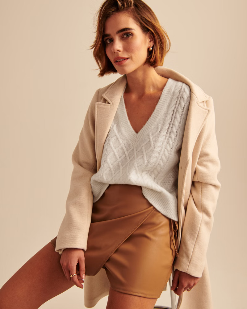 90s Sharkbite Cable V-Neck Sweater | Abercrombie & Fitch (US)