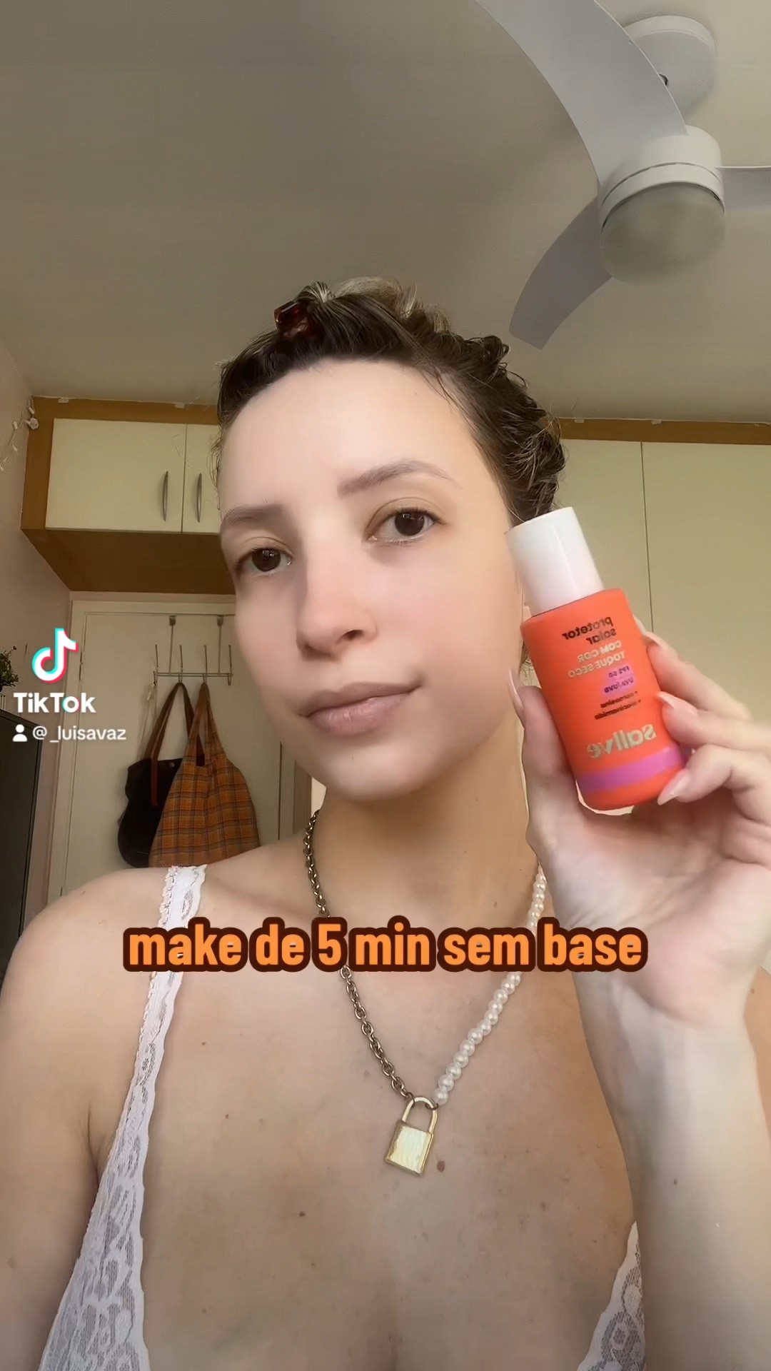 make rapidinha de verão com produtos nacionais usando o protetor solar com cor da Sallve 

#LTKbeauty #LTKbrasil #LTKVideo