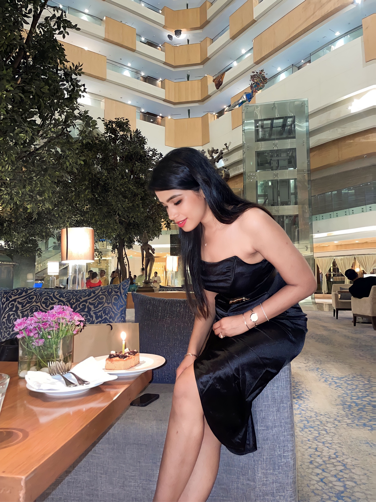 This corset dress gives Goddess vibes 🖤

#LTKsalealert #LTKparties #LTKstyletip