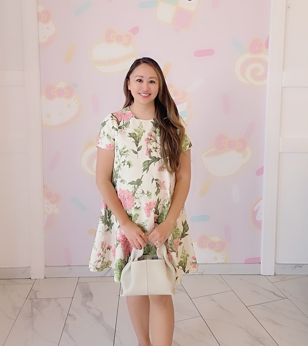 Saying goodbye to summer in this beautiful floral dress. I love that it’s reversible too, two looks in one.

#LTKSeasonal #LTKOver40 #LTKPetite