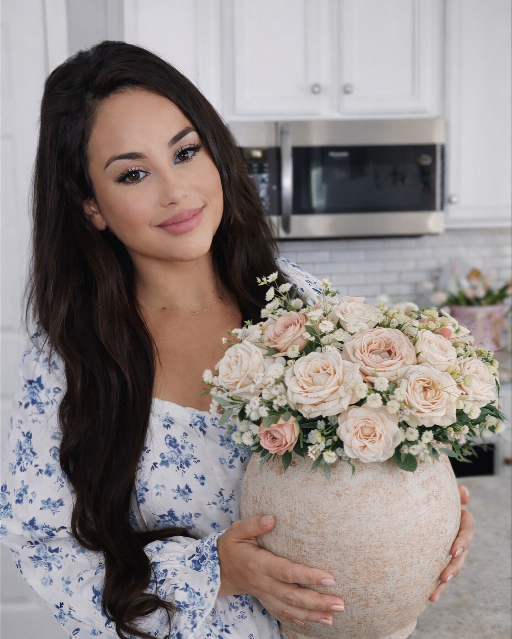 Designer vibes without the designer price tag 🤍
I’m obsessed with these boujee on a budget finds that instantly make your home feel elevated, cozy, & high end  without breaking the bank.
All of these are designer inspired dupes for less, & yes  they’re Amazon wins 🙌🏼

Comment “Vibes” to get the links to all my favorite finds sent straight to your inbox 🫶🏻







.
.
.
.
.
.
#designerforless #boujeeonabudget #homeinspo #affordablehomes #springvibes 

#LTKSaleAlert #LTKHome #LTKSeasonal