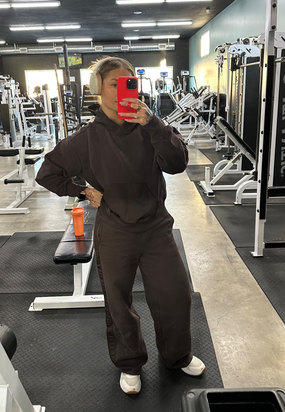Deep chocolate brown sweatsuit! So comfy

#LTKcanada #LTKwinter #LTKhome